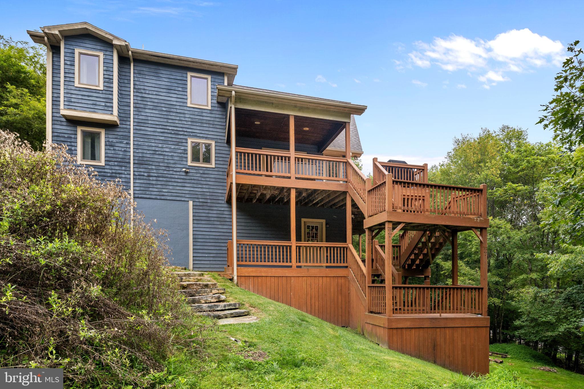 PINNACLE - Residential