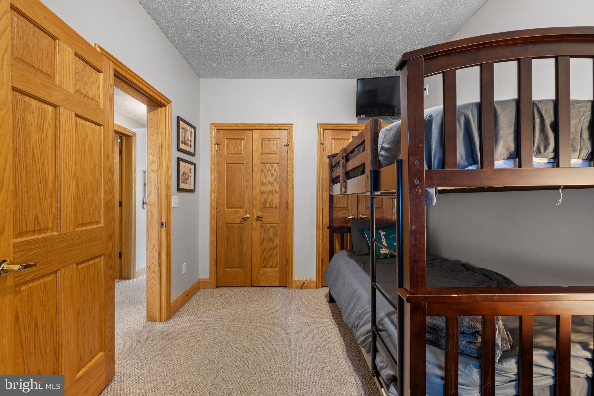 PINNACLE - Residential