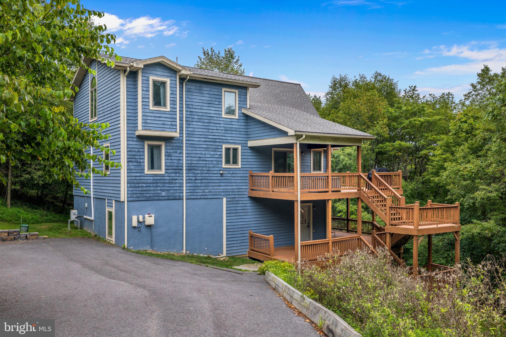 PINNACLE - Residential