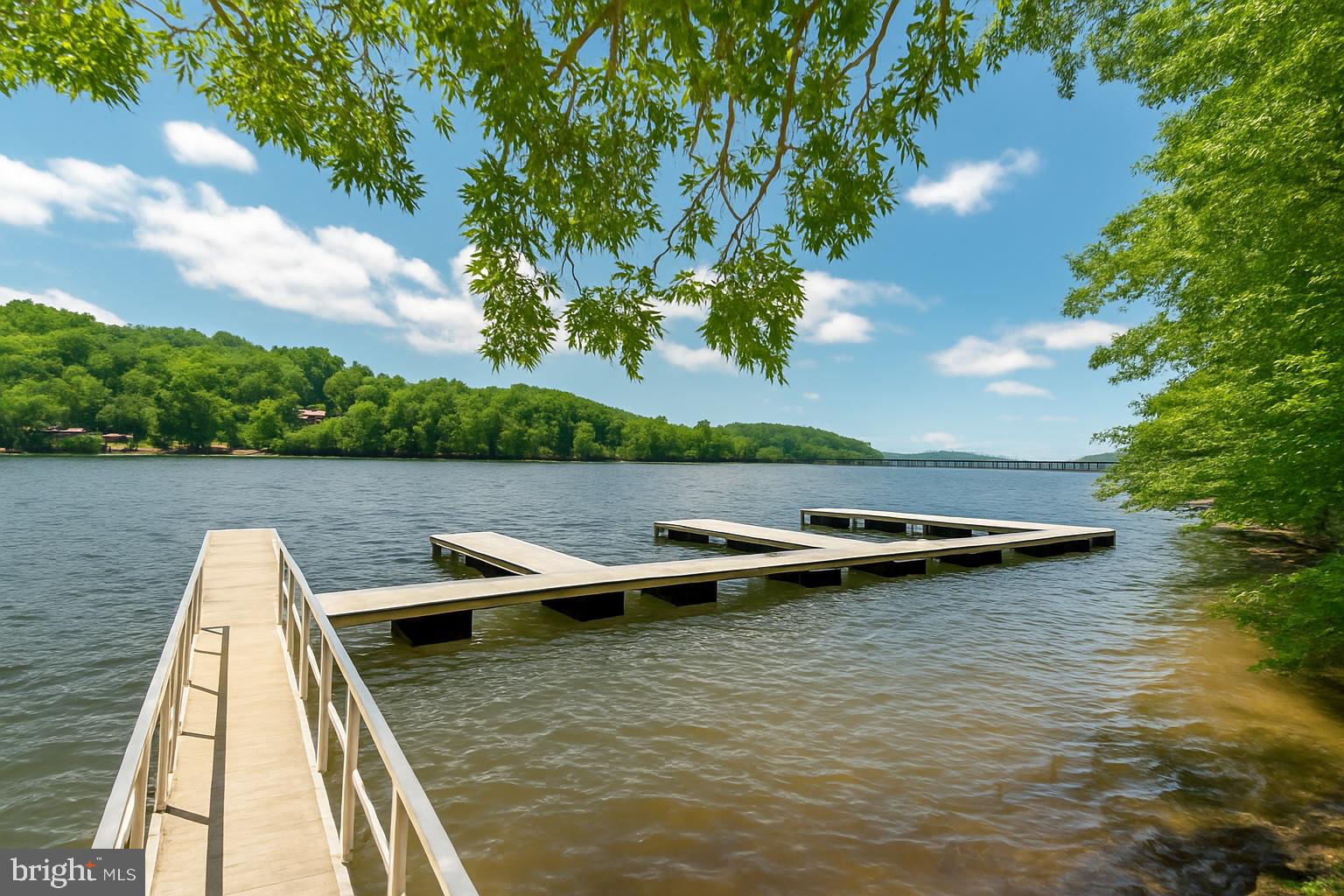 PINNACLE - Residential