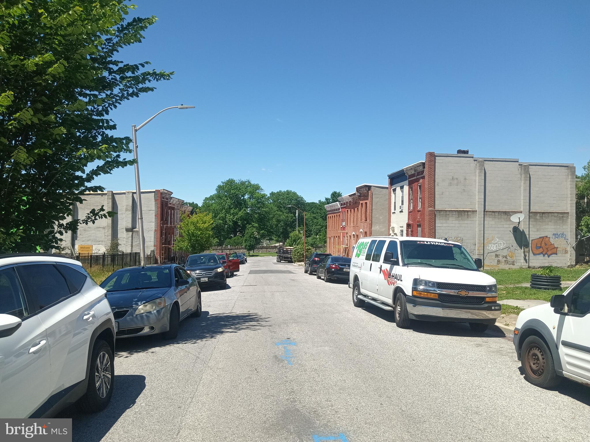 JOHNSTON SQUARE - Residential