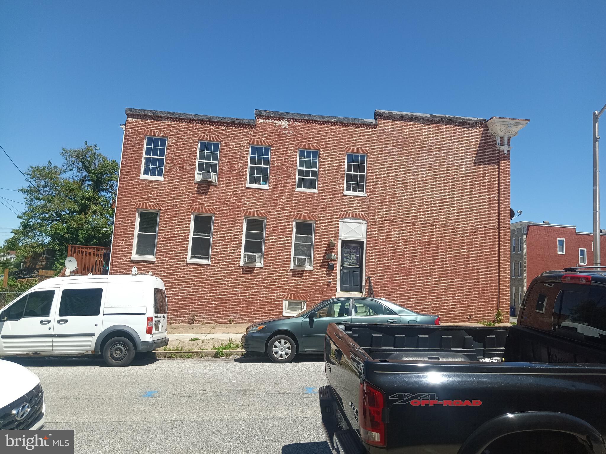 JOHNSTON SQUARE - Residential