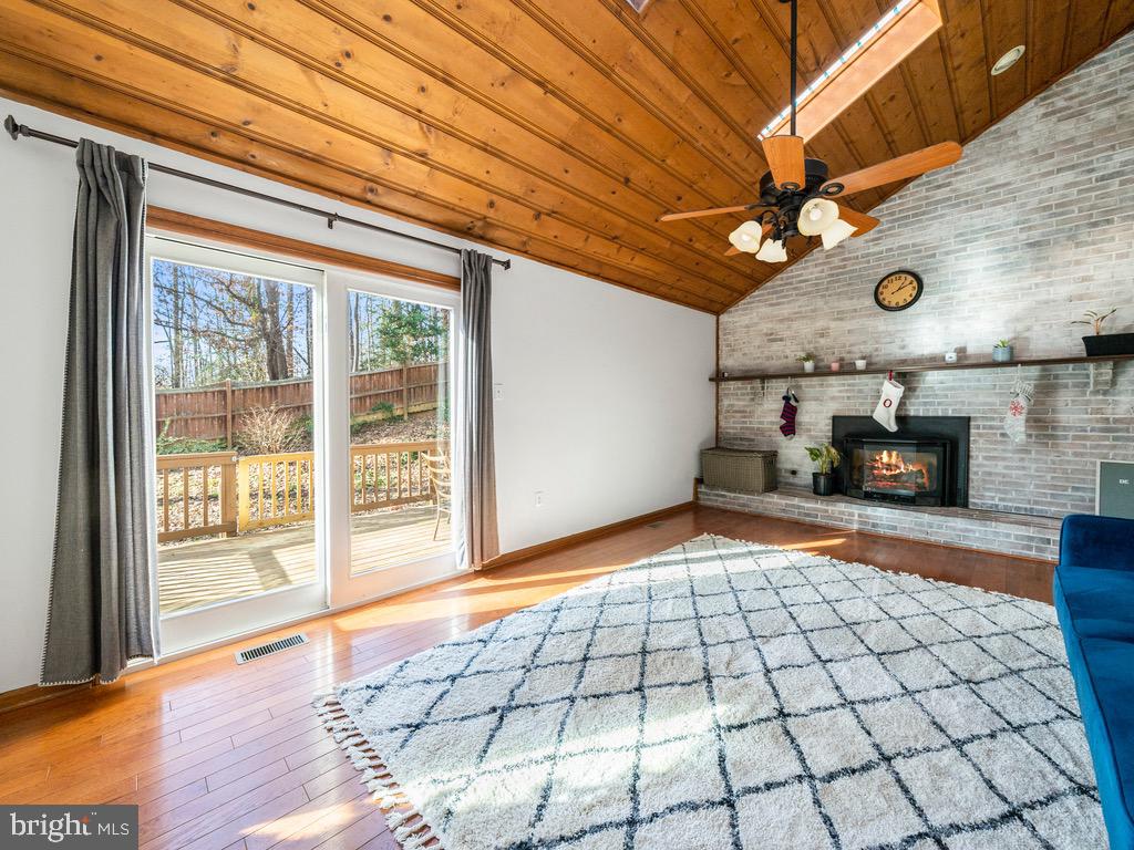 SHADOW WOODS - Residential