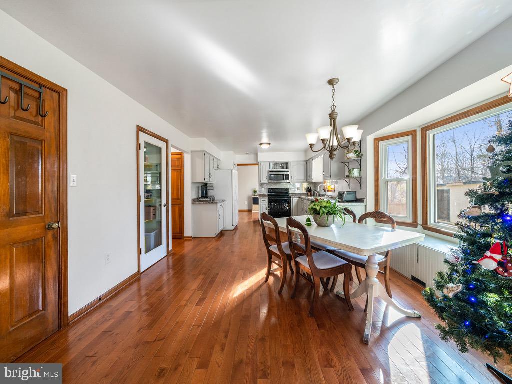 SHADOW WOODS - Residential