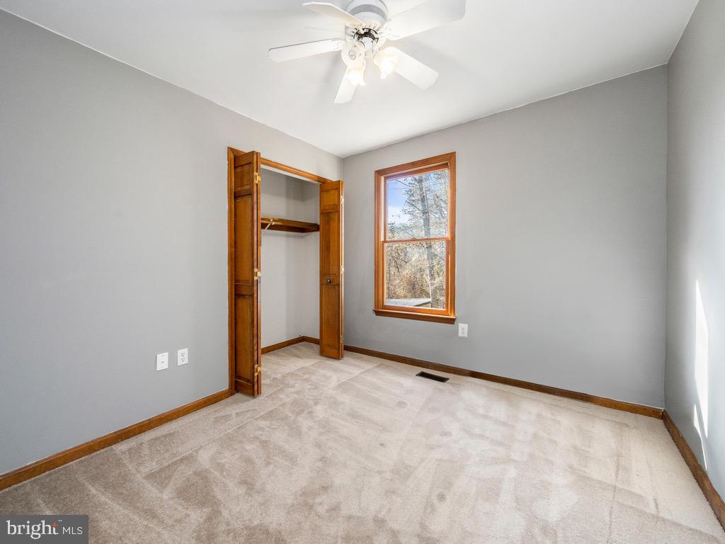 SHADOW WOODS - Residential