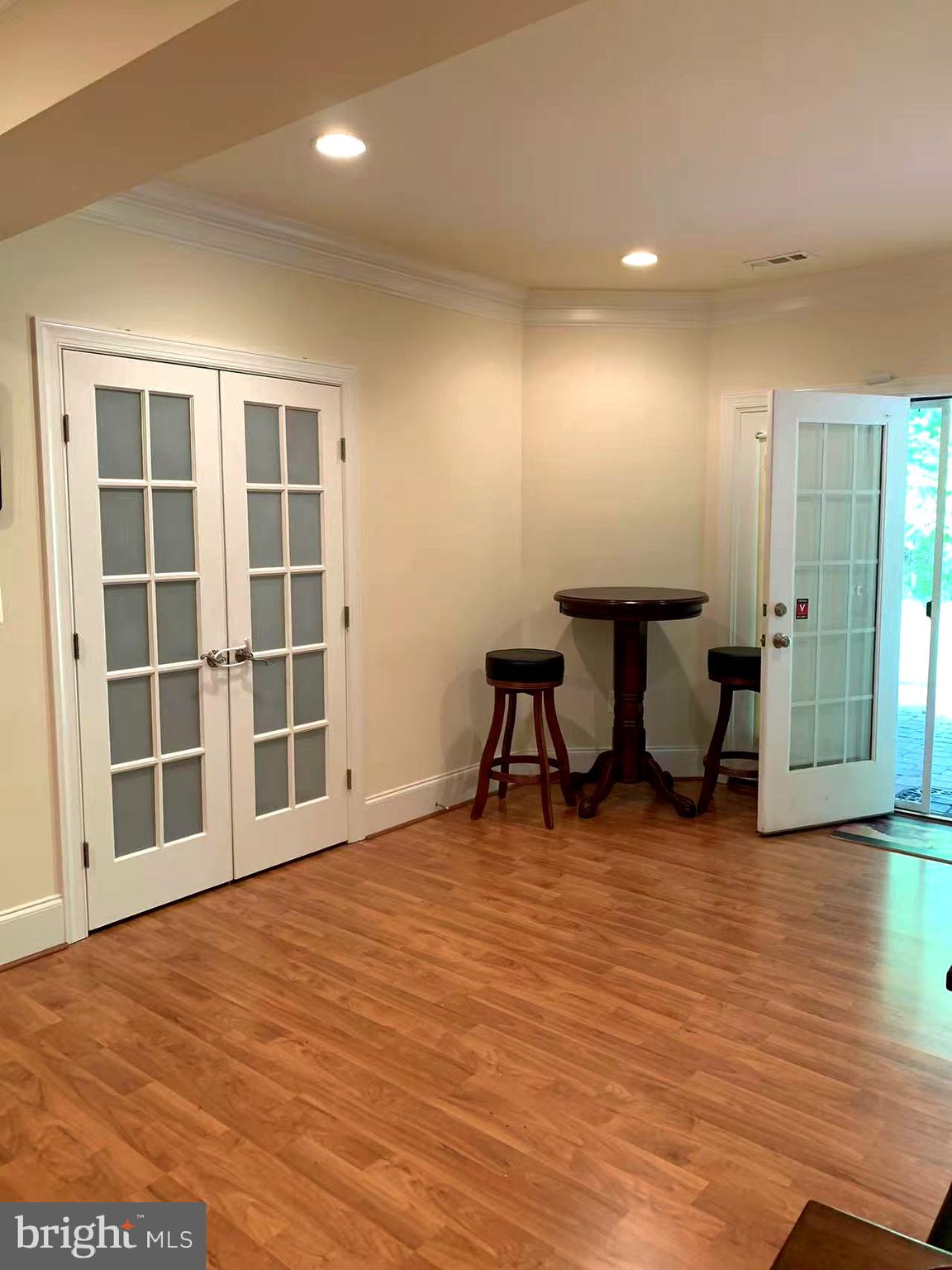 RESERVE AT STONE HILL - Residential Lease