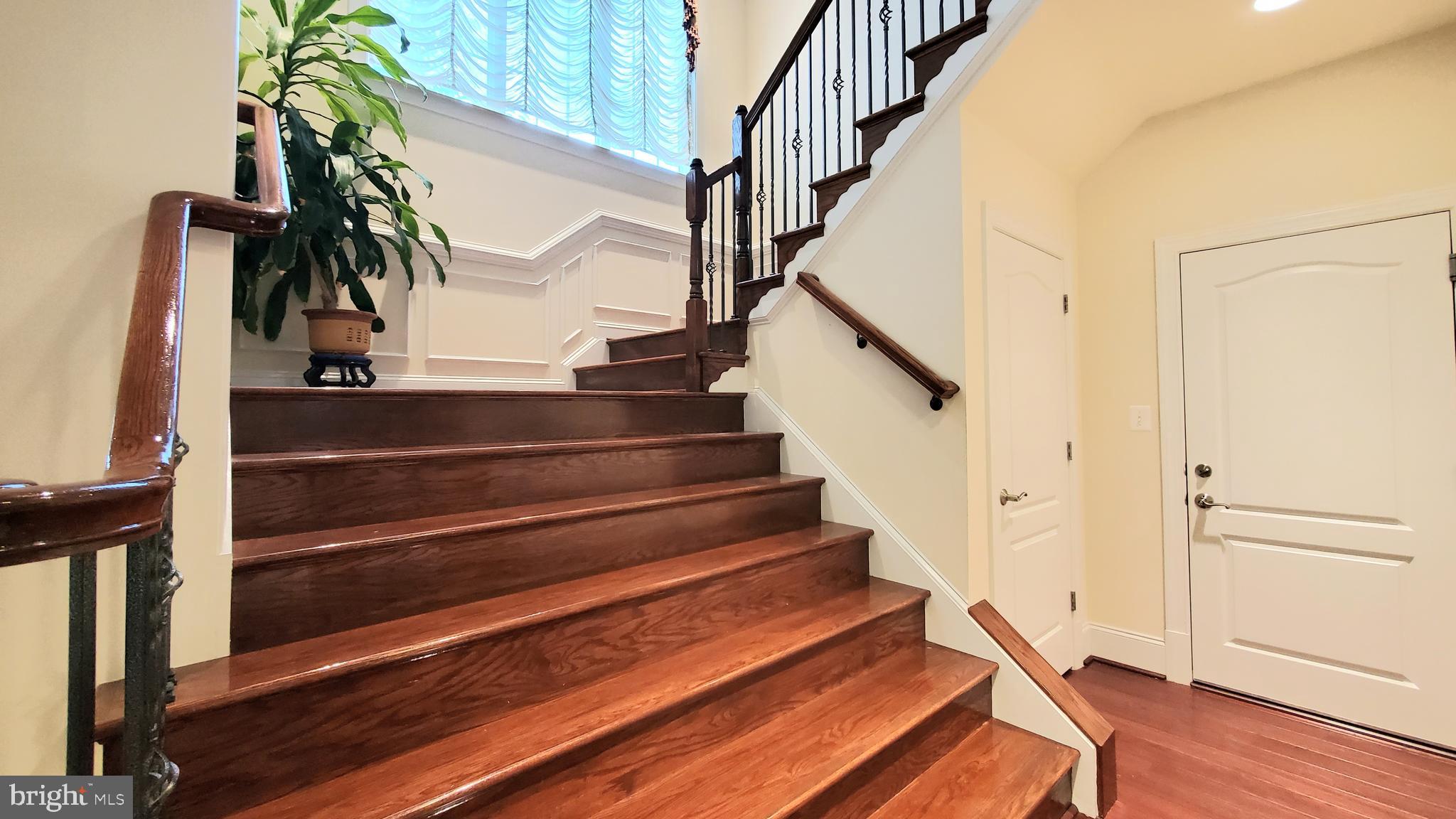 RESERVE AT STONE HILL - Residential Lease