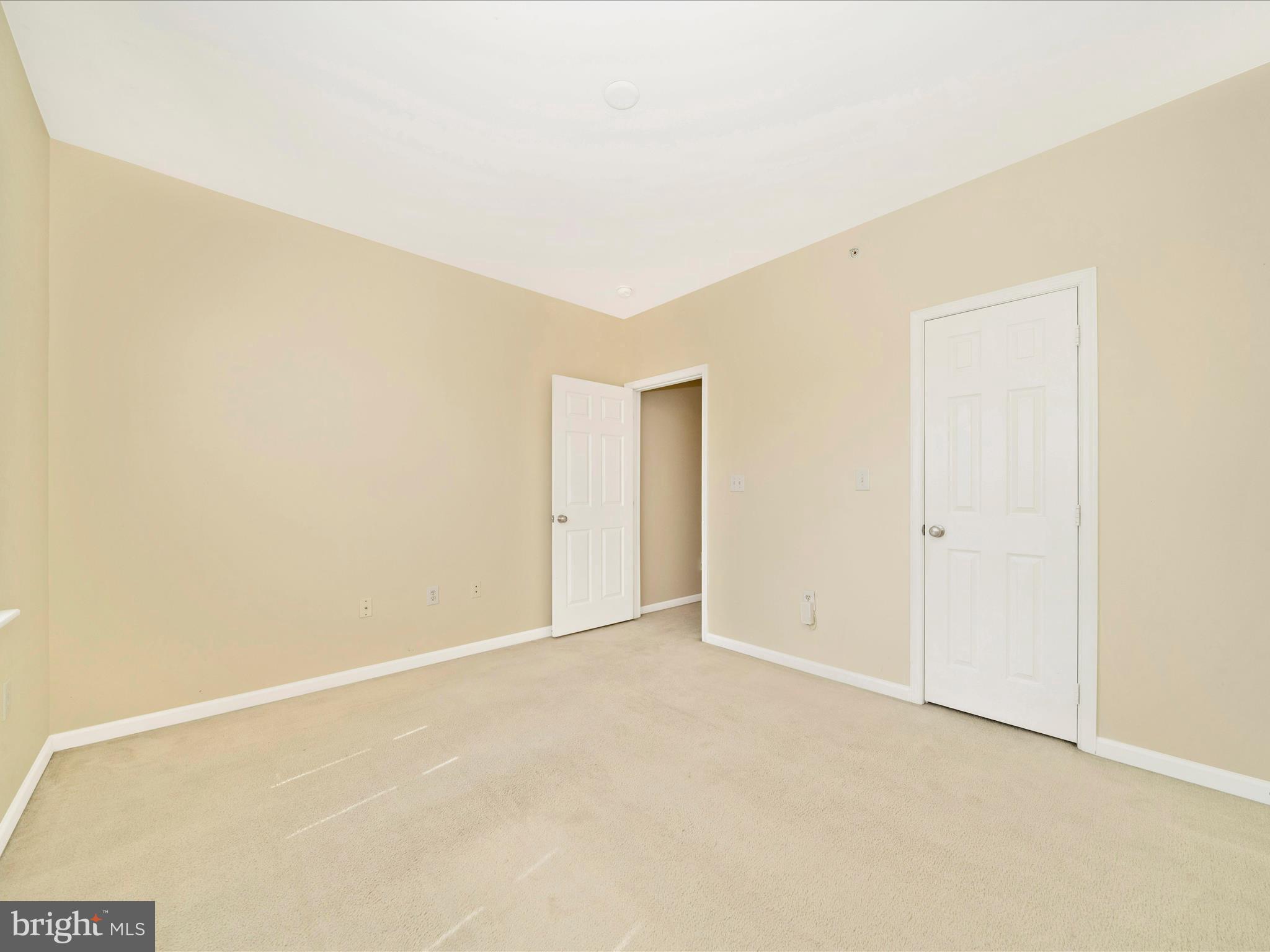 ASHMORE AT GERMANOWN COMMUNITY - Residential