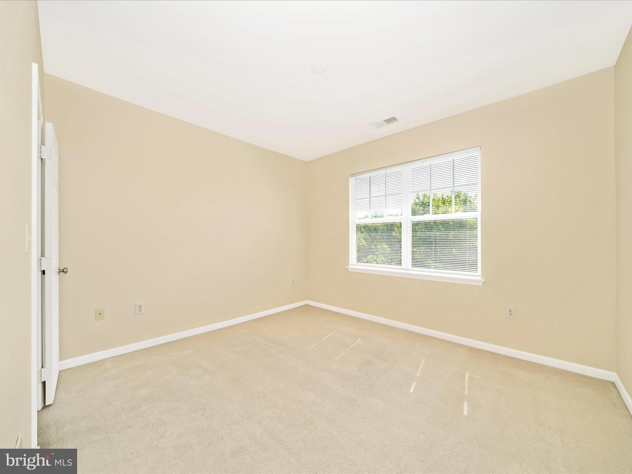 ASHMORE AT GERMANOWN COMMUNITY - Residential