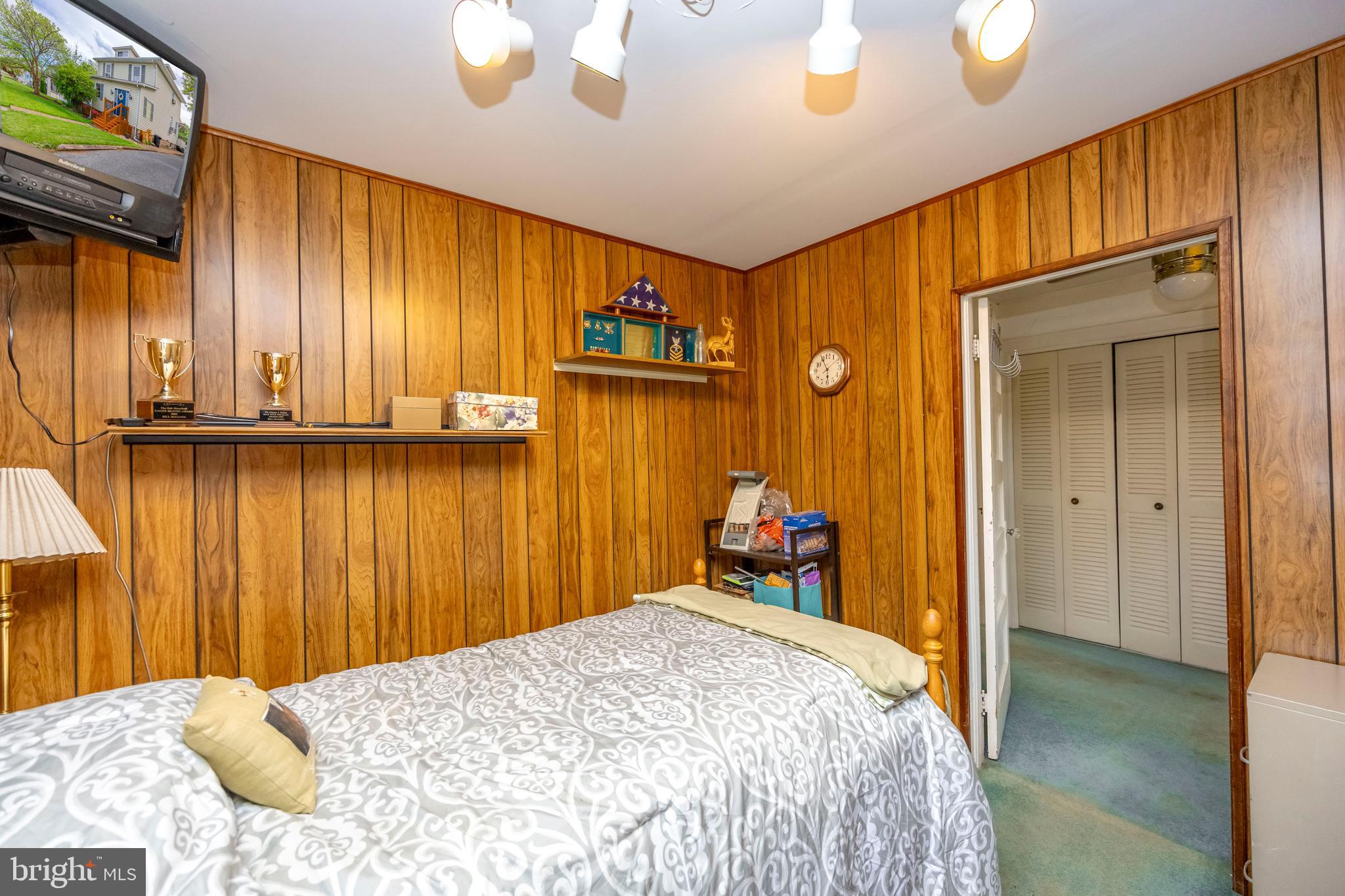 LINDEN HEIGHTS - Residential