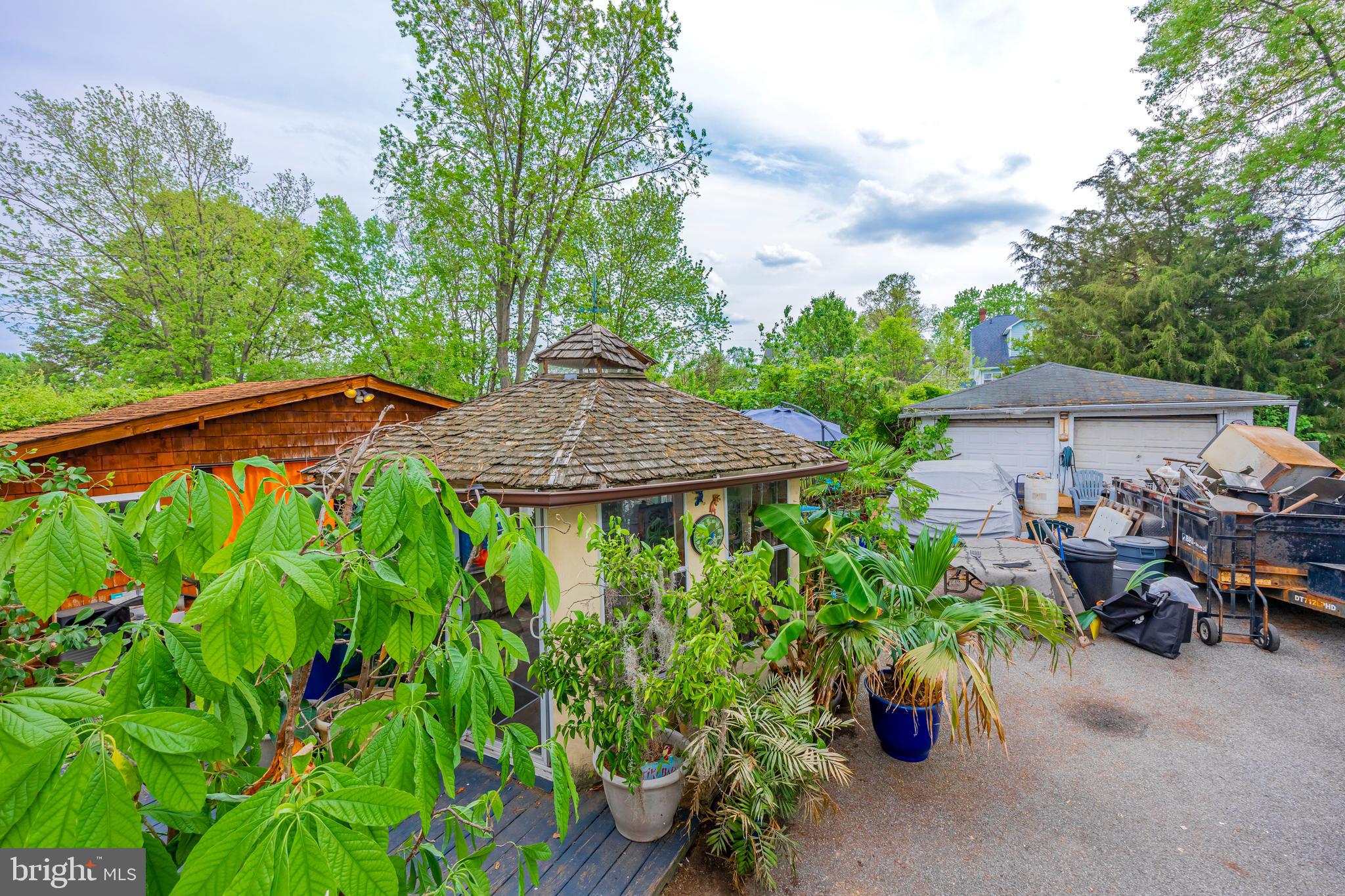 LINDEN HEIGHTS - Residential