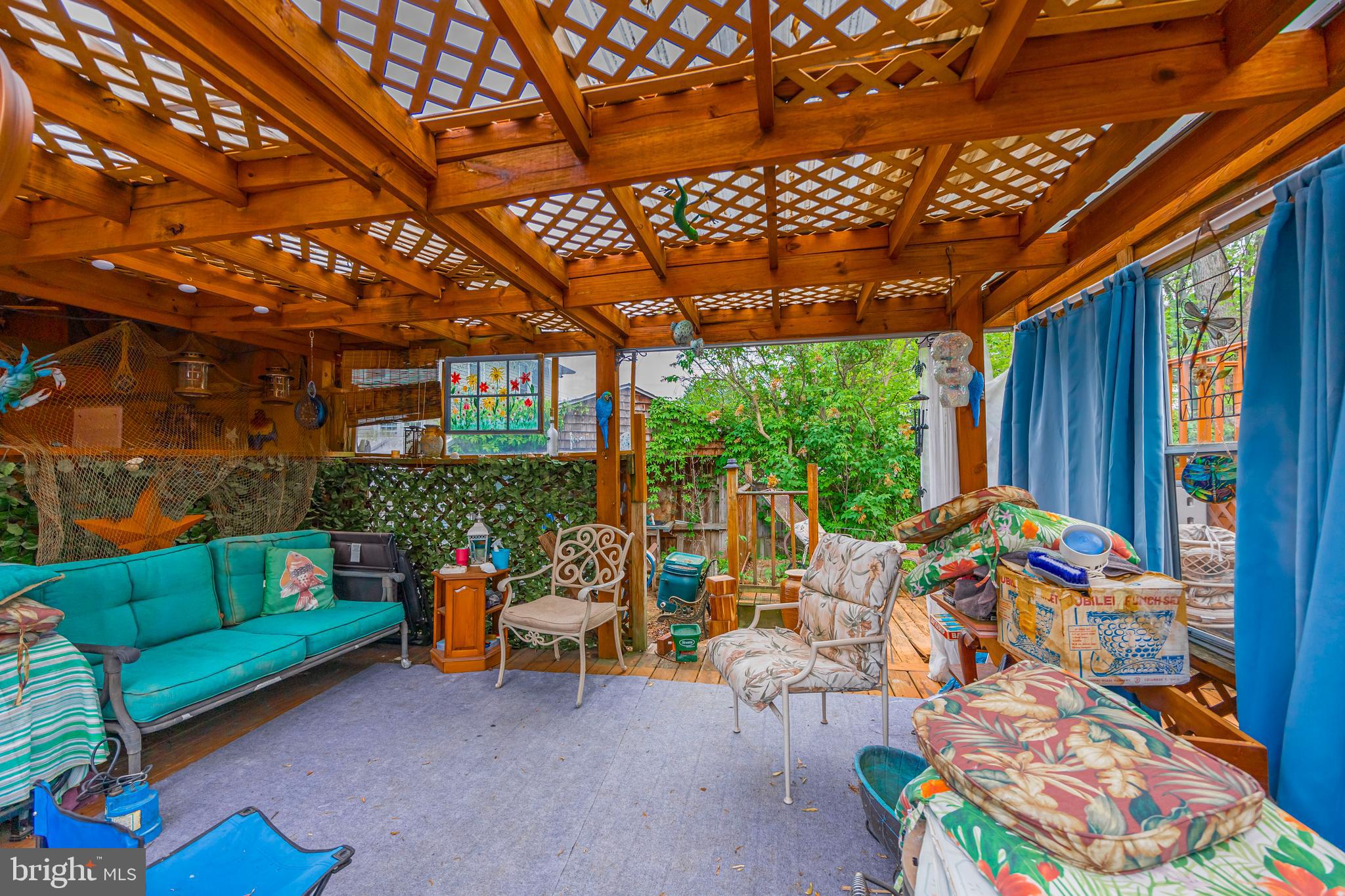 LINDEN HEIGHTS - Residential