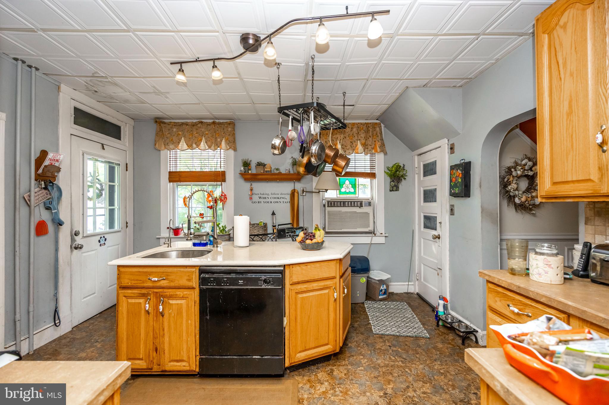 LINDEN HEIGHTS - Residential