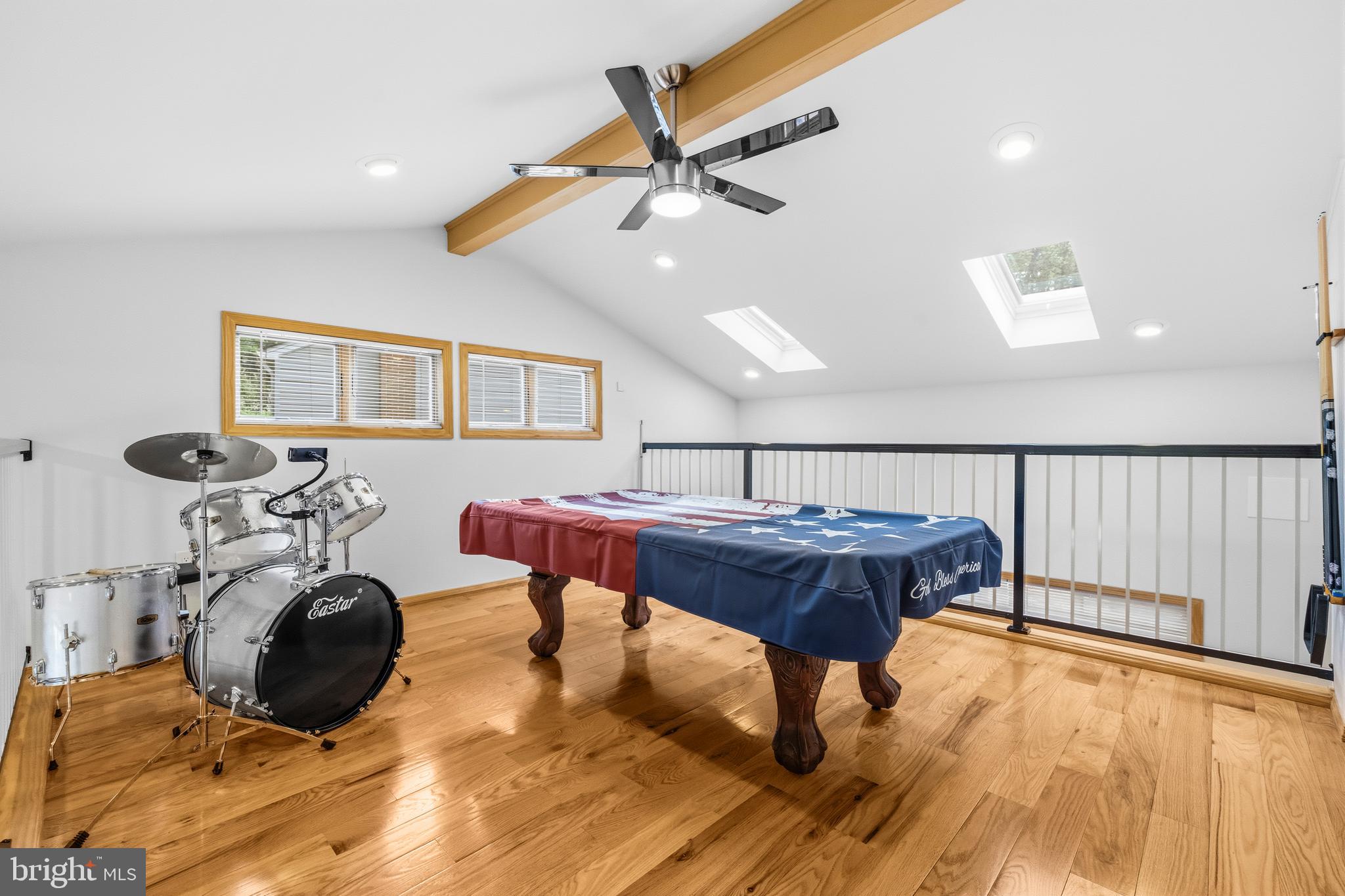 RESTON - Residential