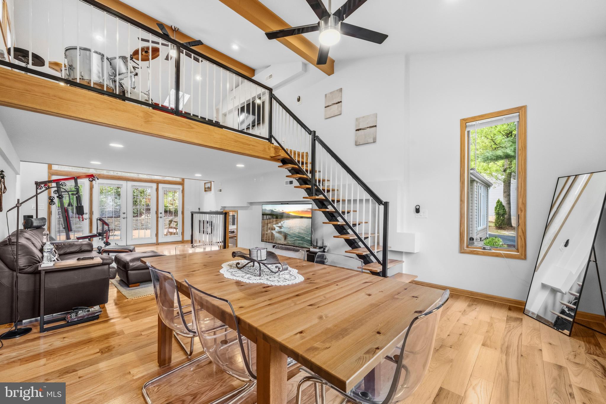 RESTON - Residential