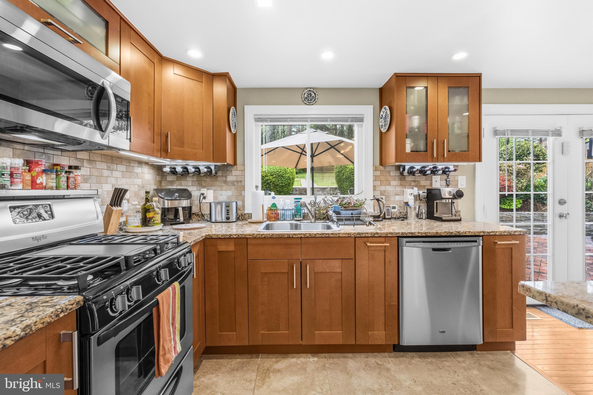 RESTON - Residential