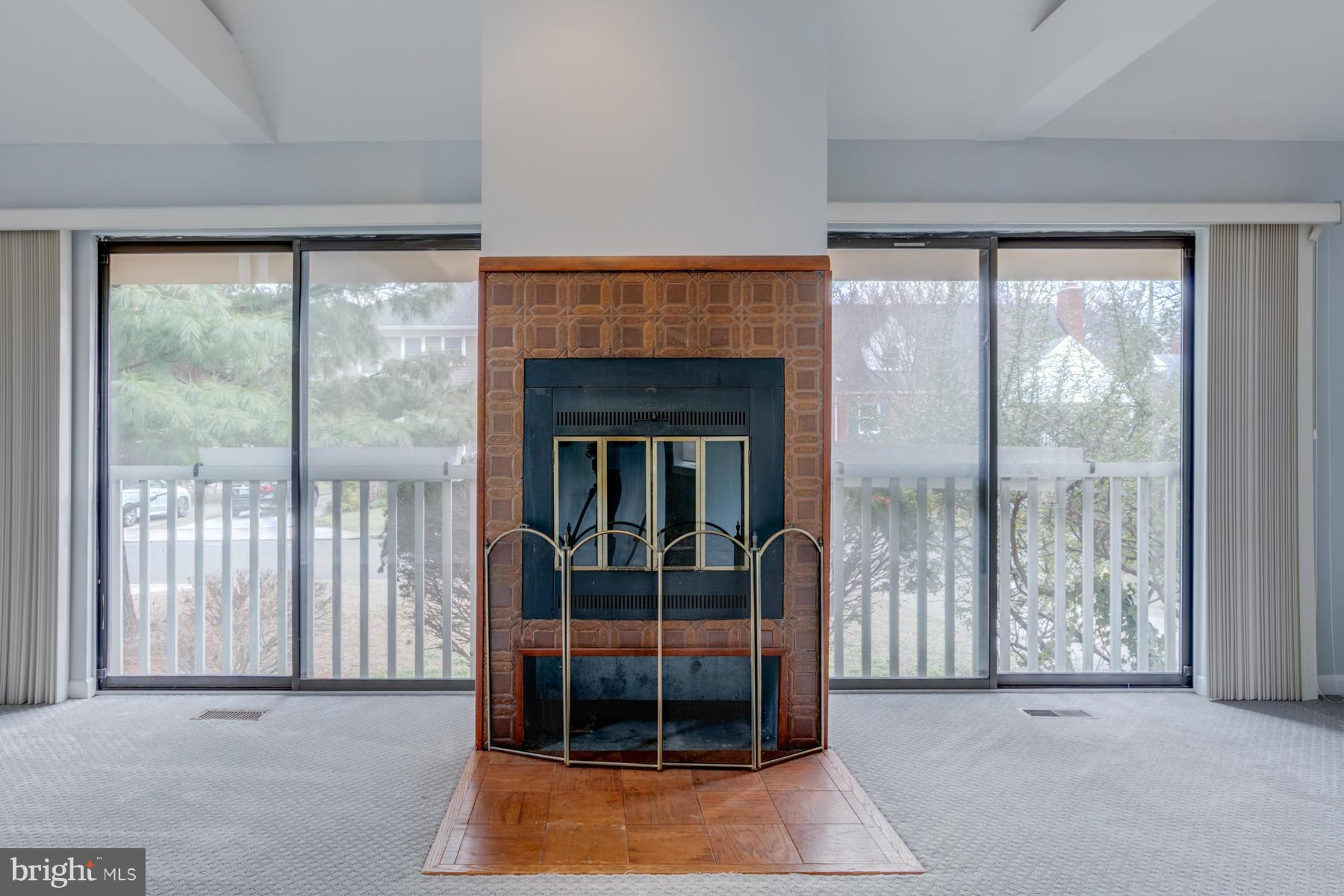 ADDISON HEIGHTS - Residential Lease