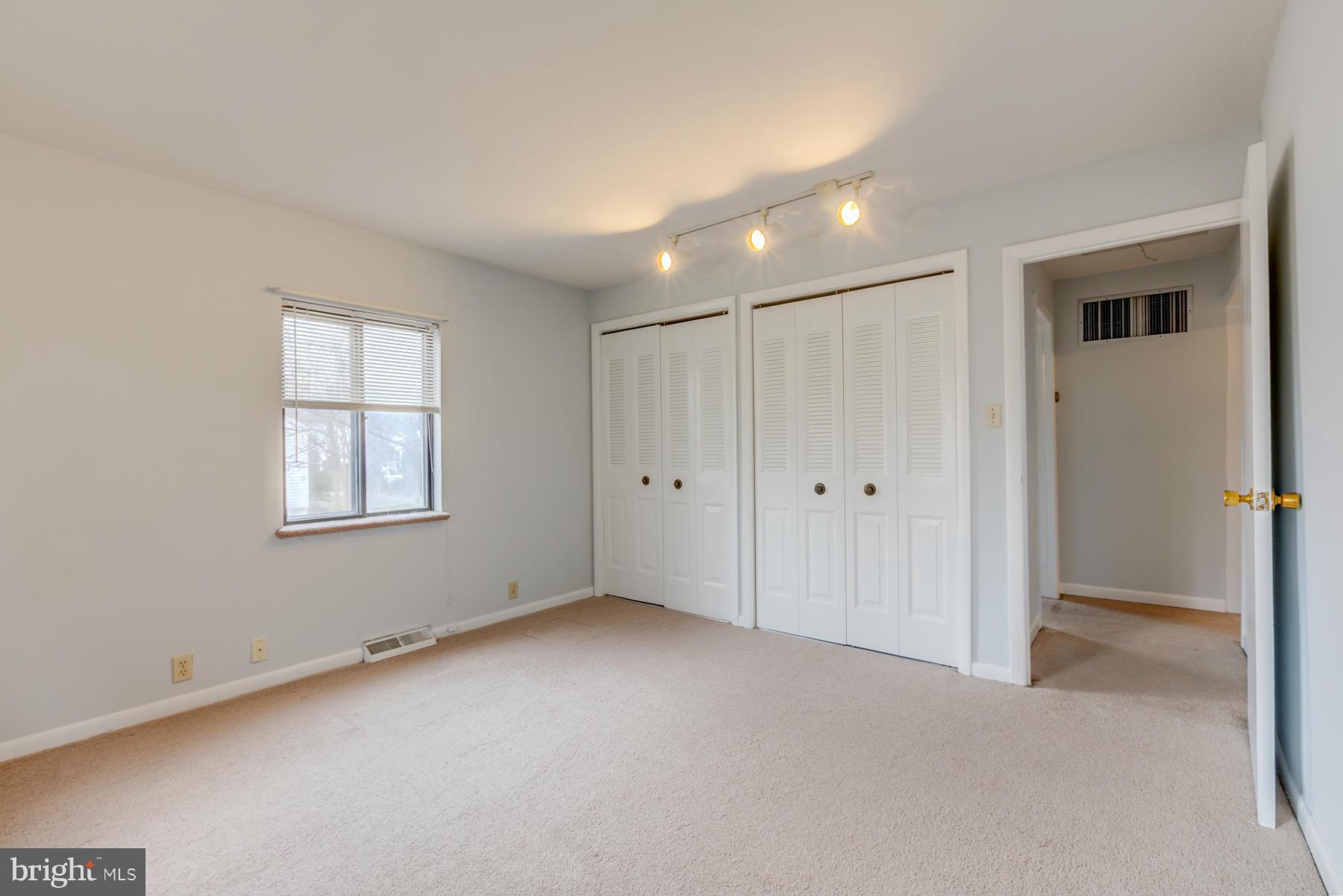 ADDISON HEIGHTS - Residential Lease