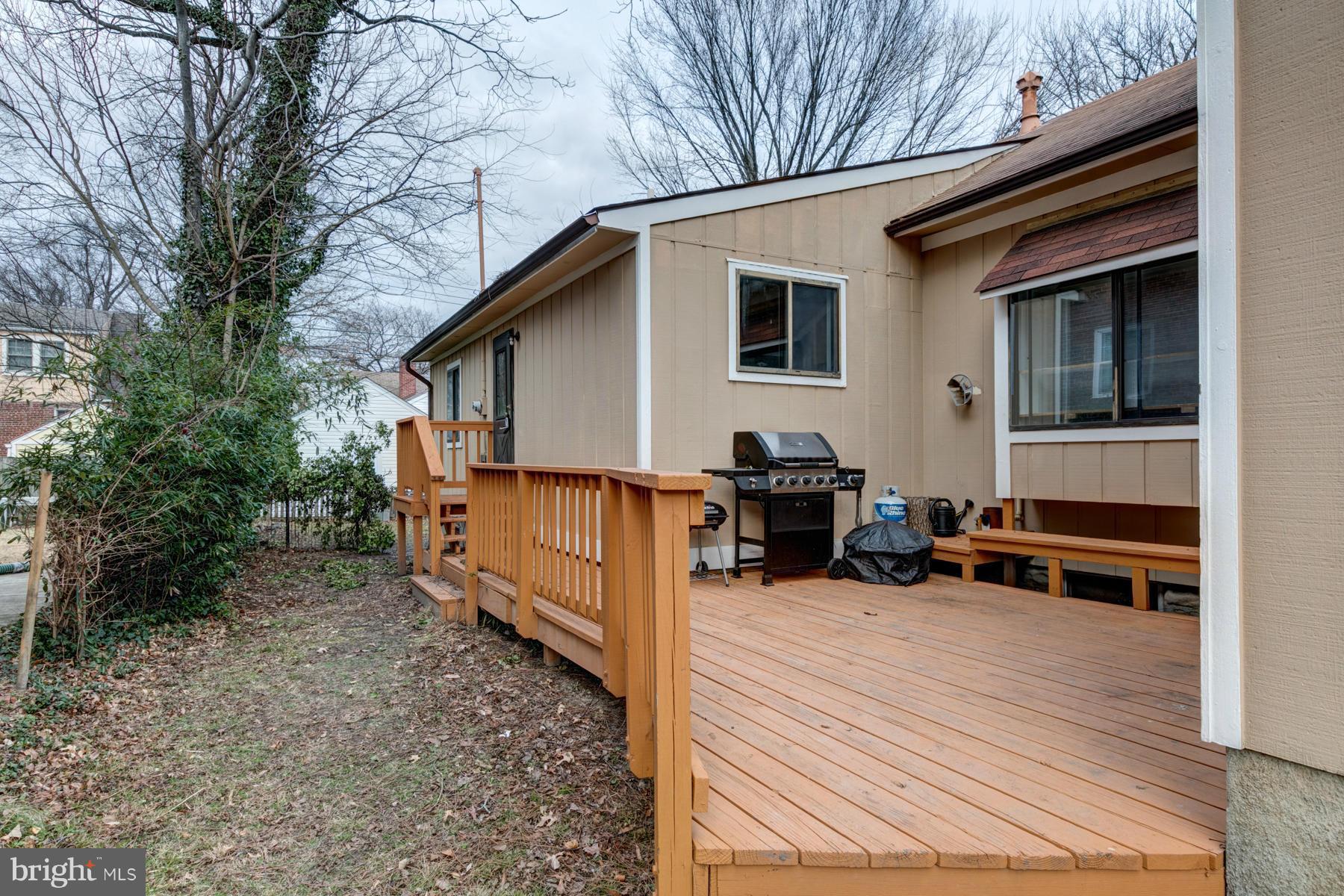 ADDISON HEIGHTS - Residential Lease