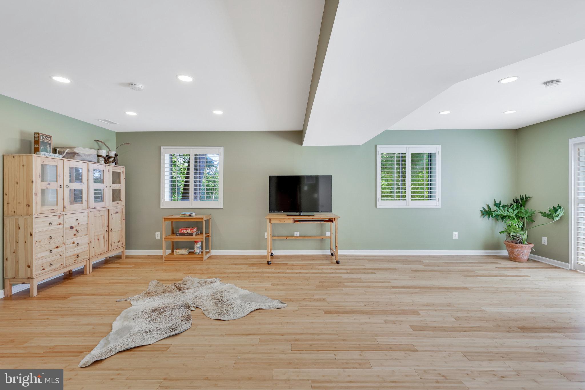 CROSSWINDS - Residential