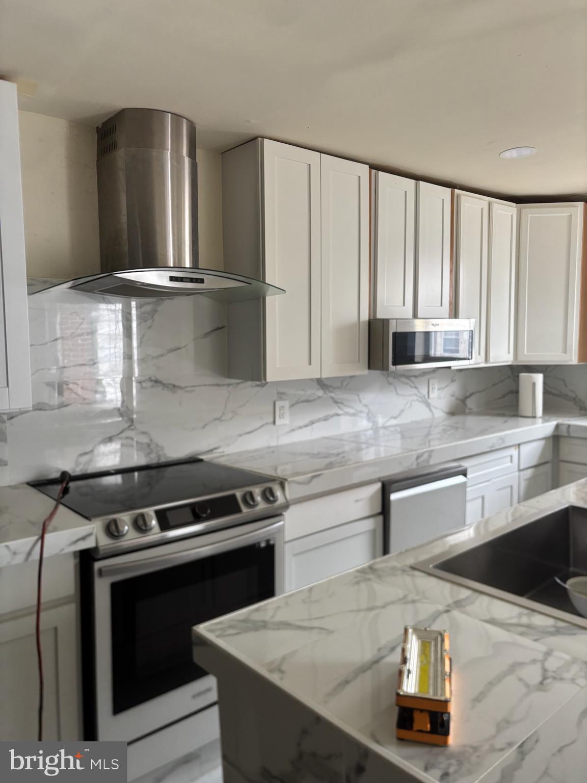 PHILADELPHIA (SOUTHWEST) - Residential