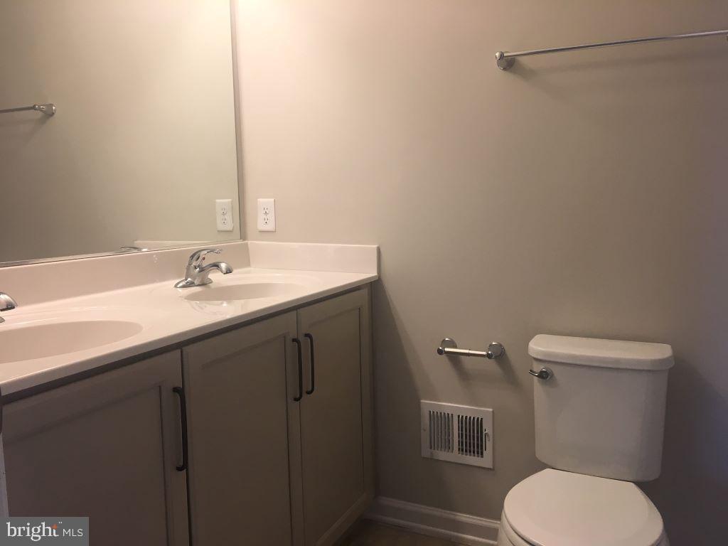 MCCAULEY CROSSING - Residential