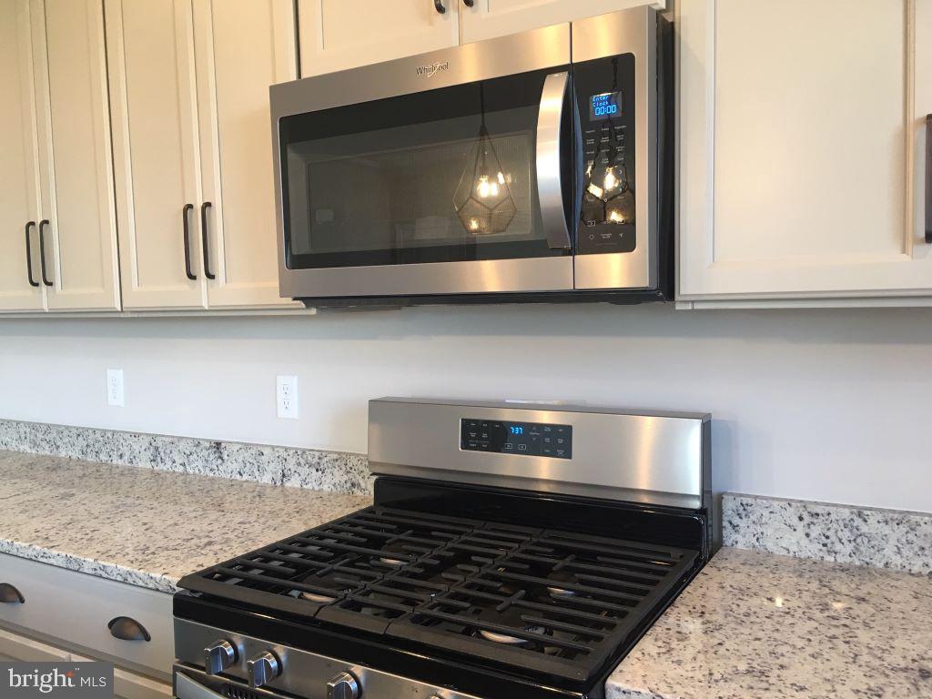 MCCAULEY CROSSING - Residential