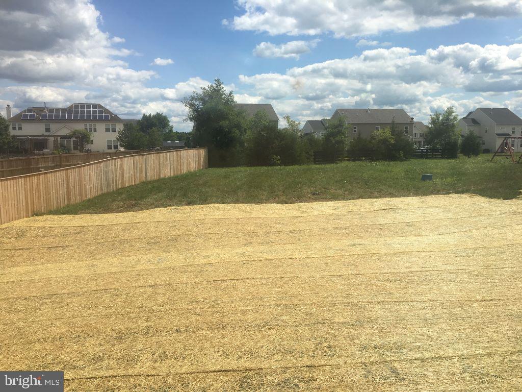 MCCAULEY CROSSING - Residential