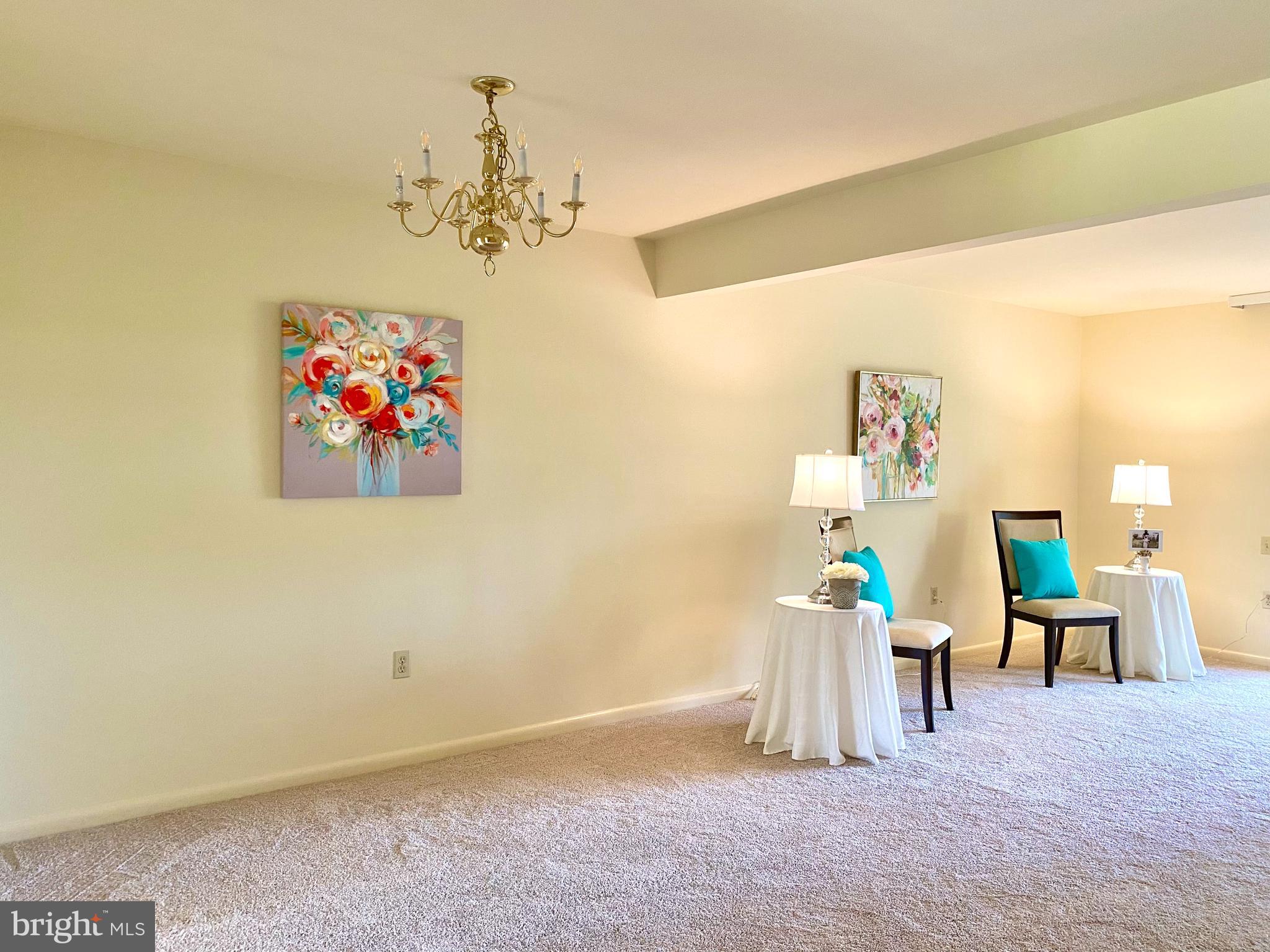 LEISURE WORLD - Residential