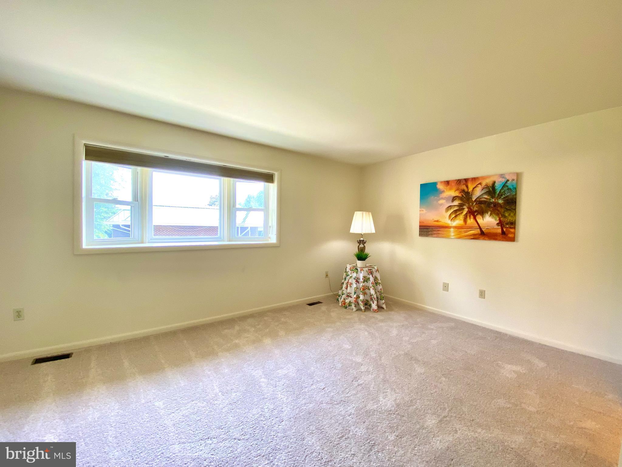 LEISURE WORLD - Residential