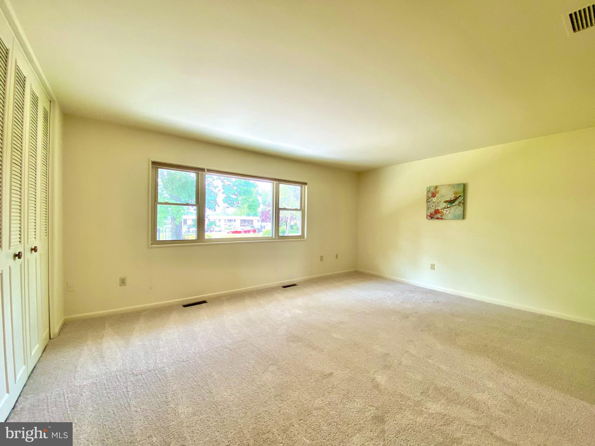 LEISURE WORLD - Residential