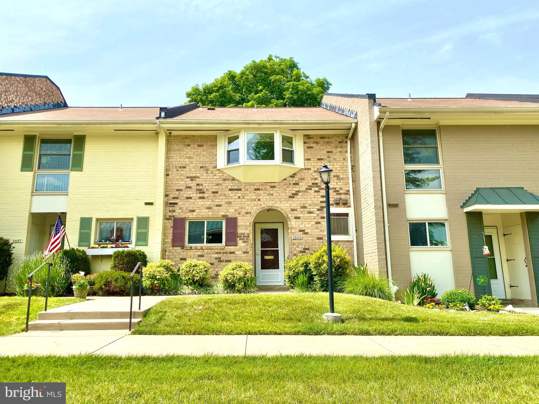 LEISURE WORLD - Residential