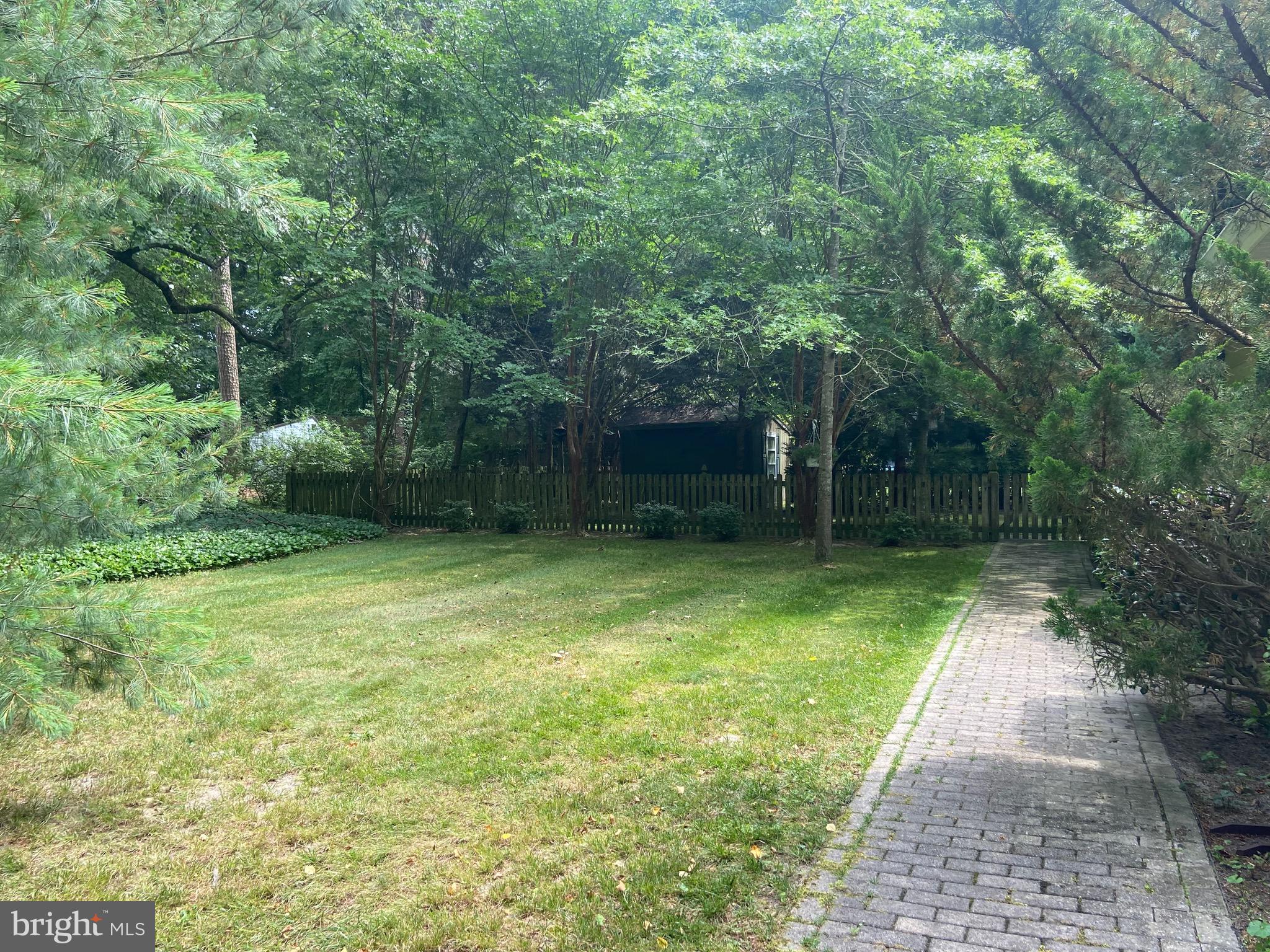 ALLENWOOD - Residential