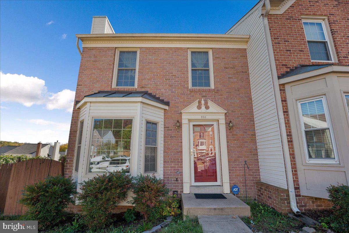 201 STONEY BROOK COURT
