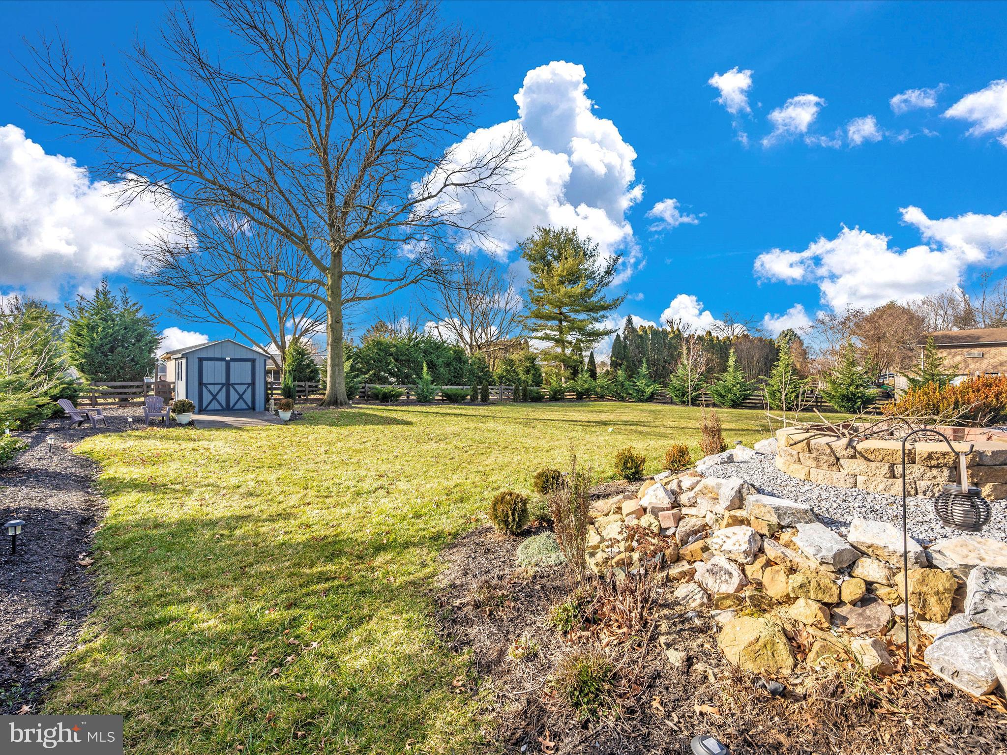 GARDEN SPOT - Residential