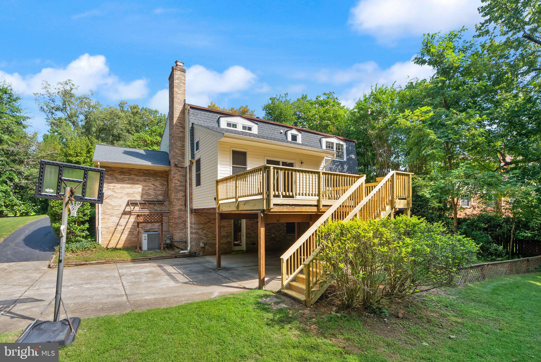 3728 PRINCE WILLIAM DRIVE