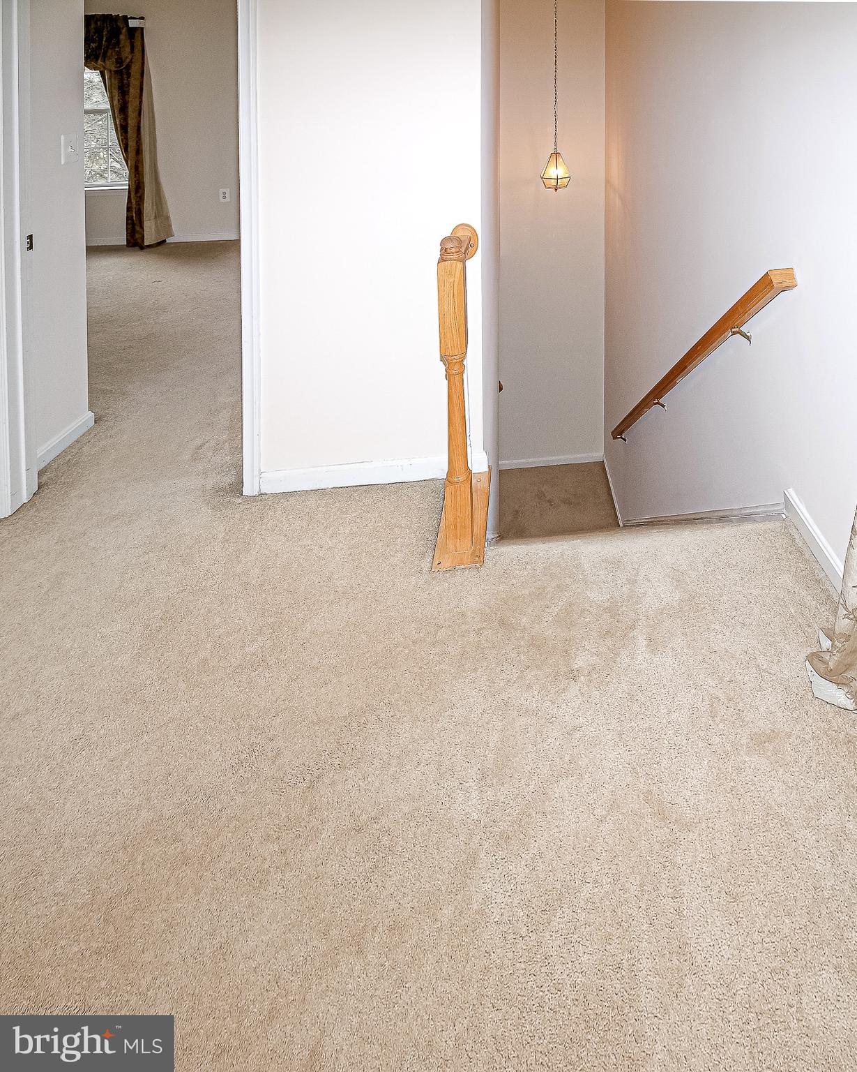 ROCKLAND VILLAGE - Residential Lease