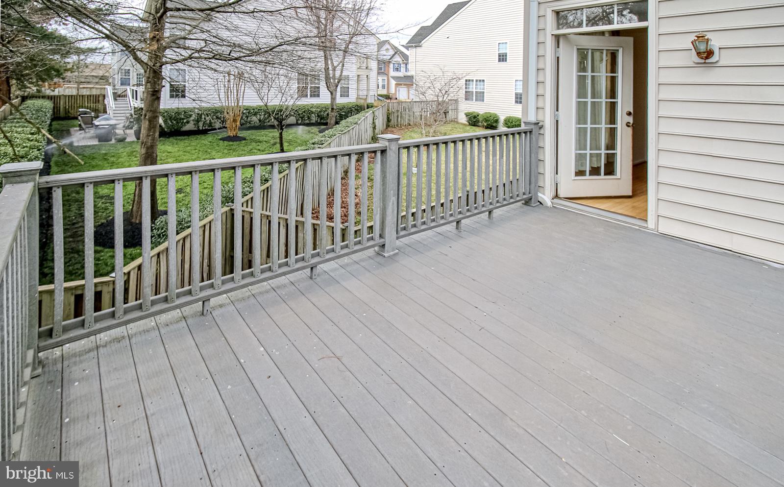 ROCKLAND VILLAGE - Residential Lease