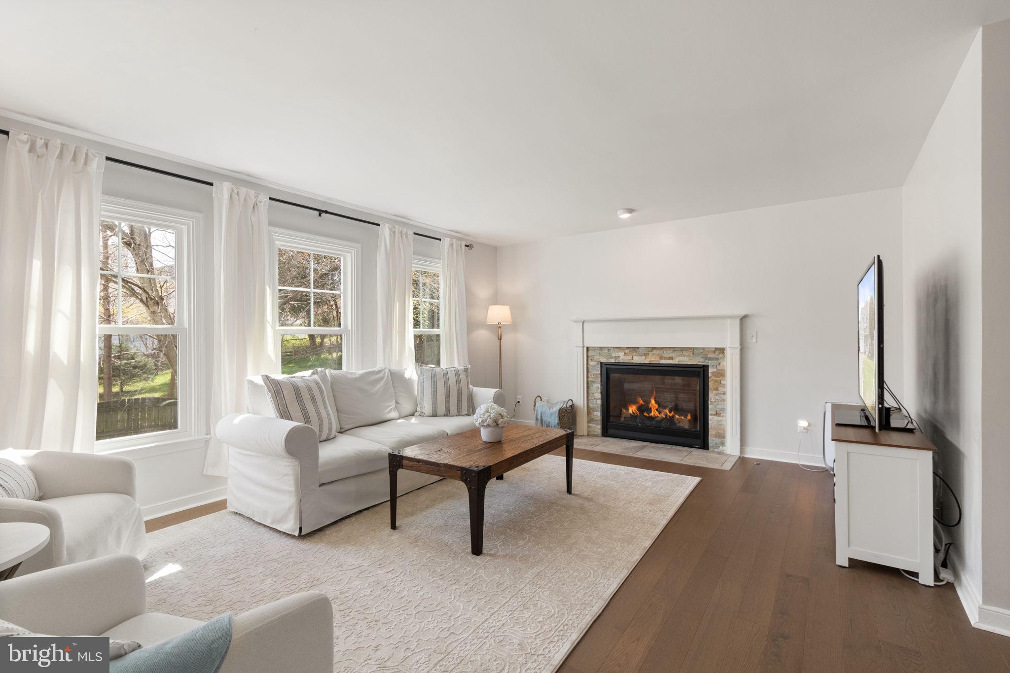 SMOKETREE - Residential