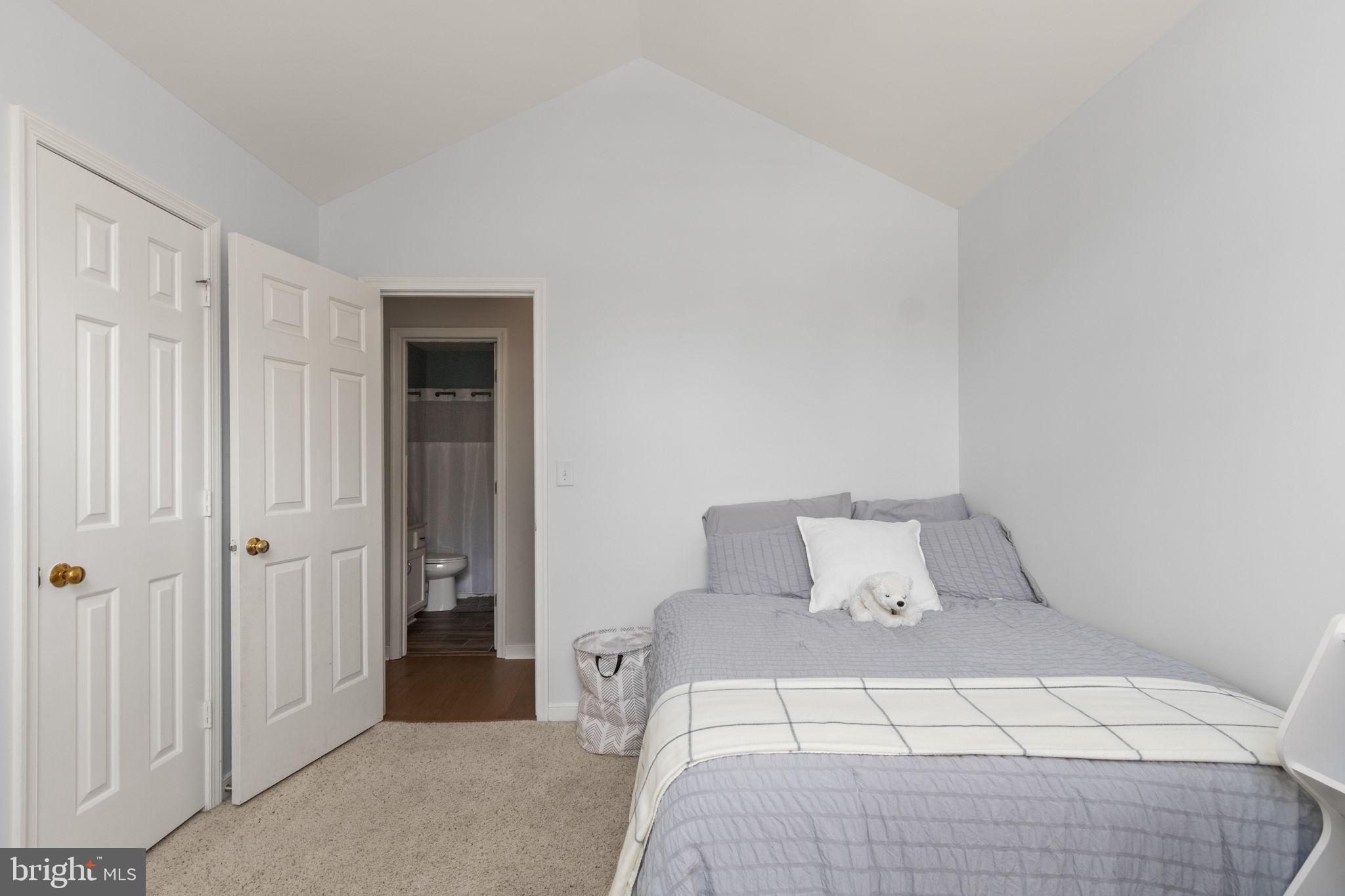 SMOKETREE - Residential