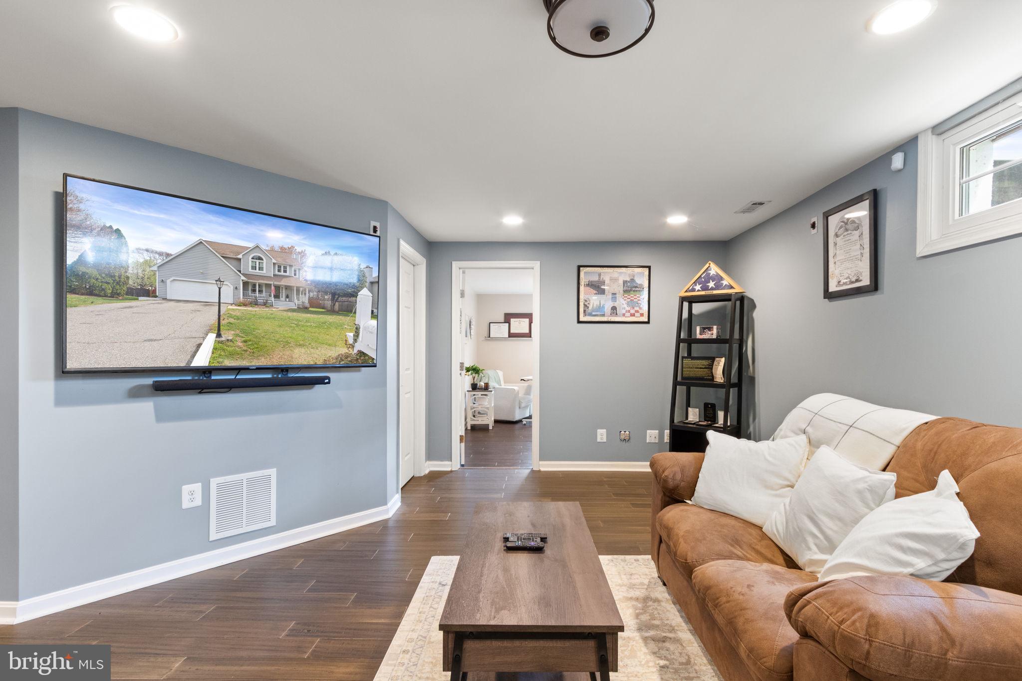 SMOKETREE - Residential