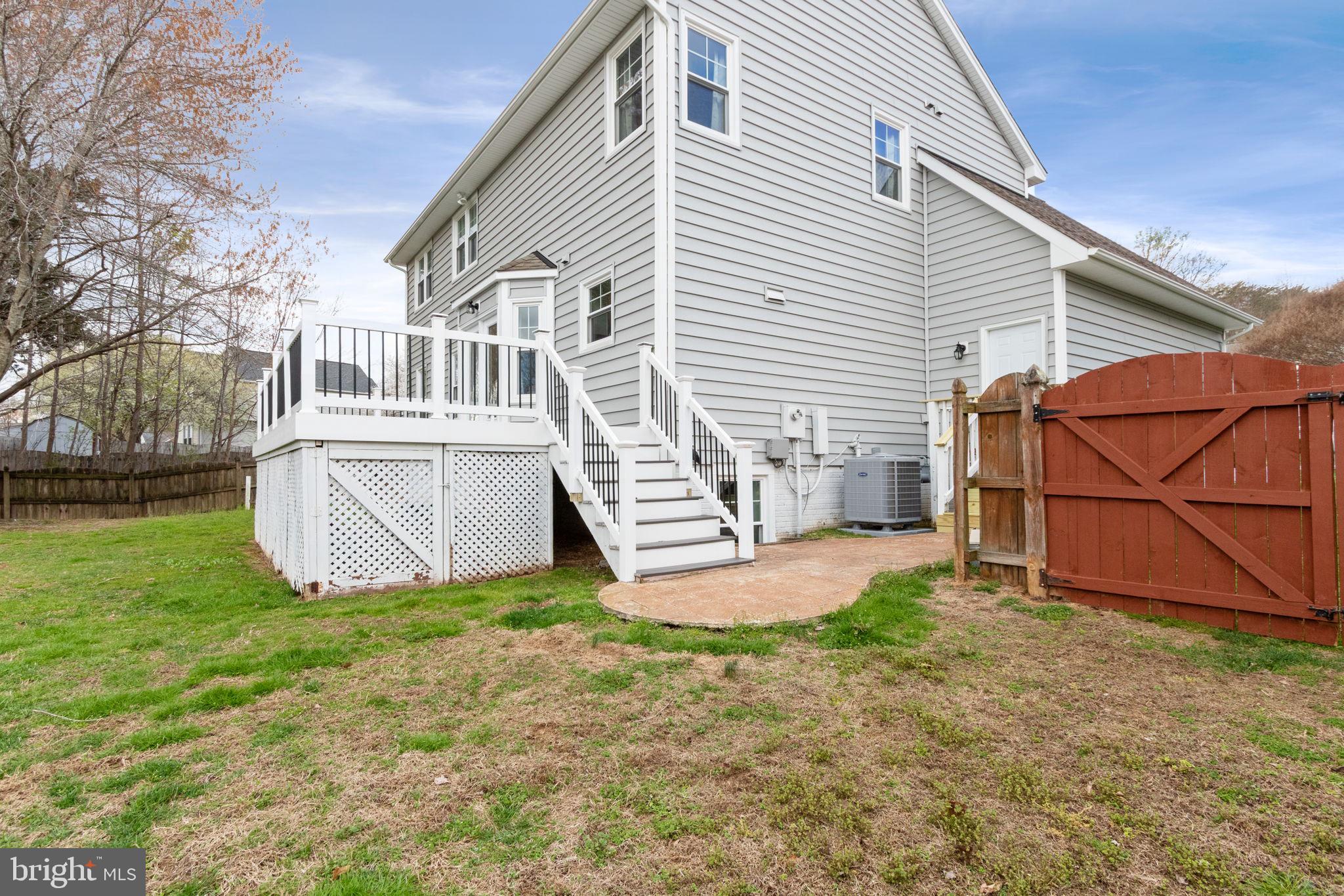 SMOKETREE - Residential