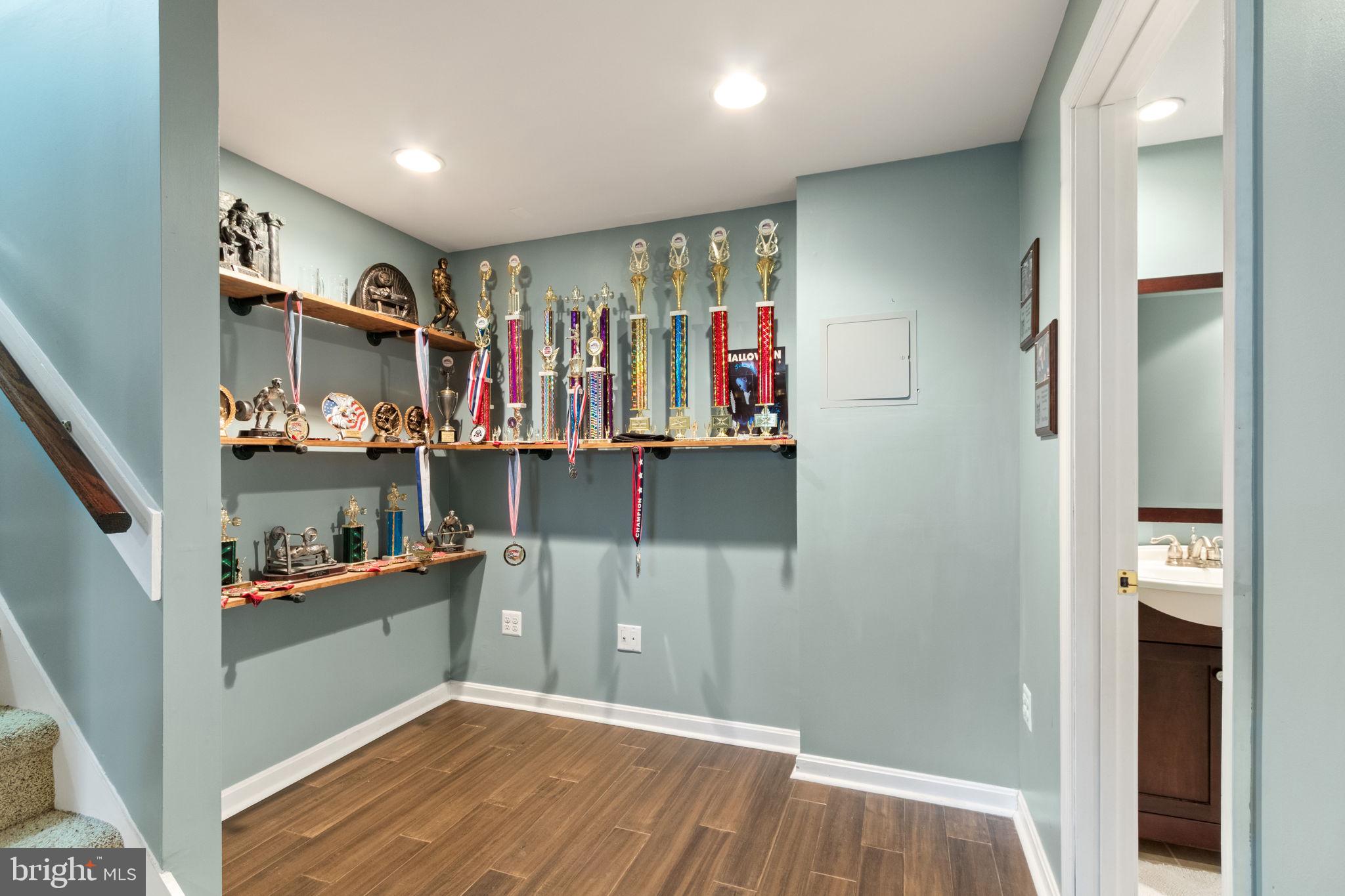 SMOKETREE - Residential