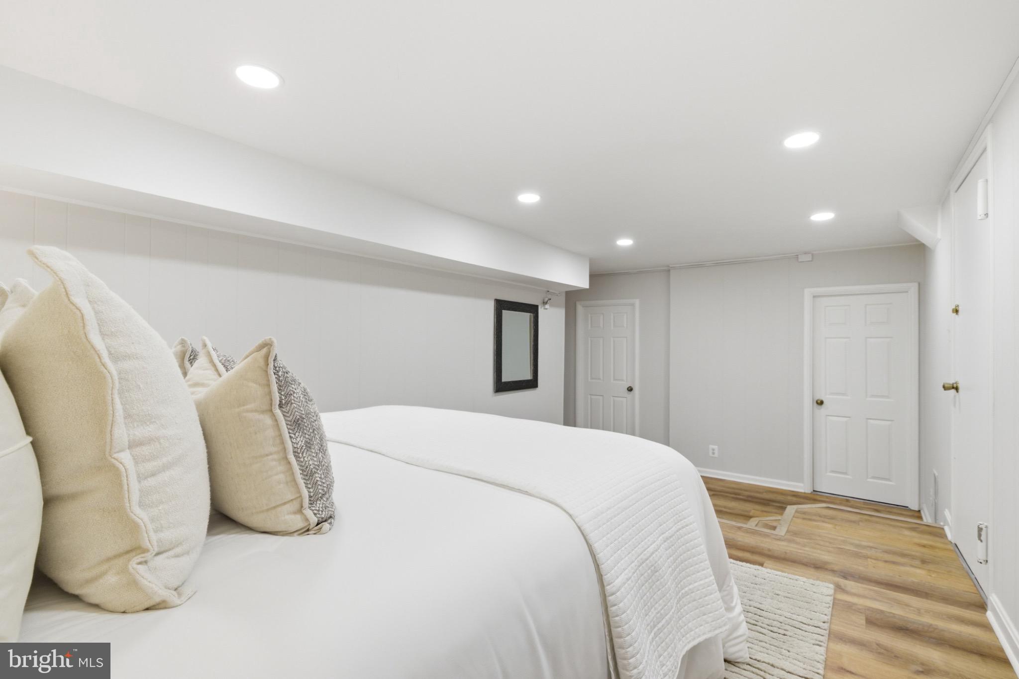 FAIRLINGTON VILLAGES - Residential