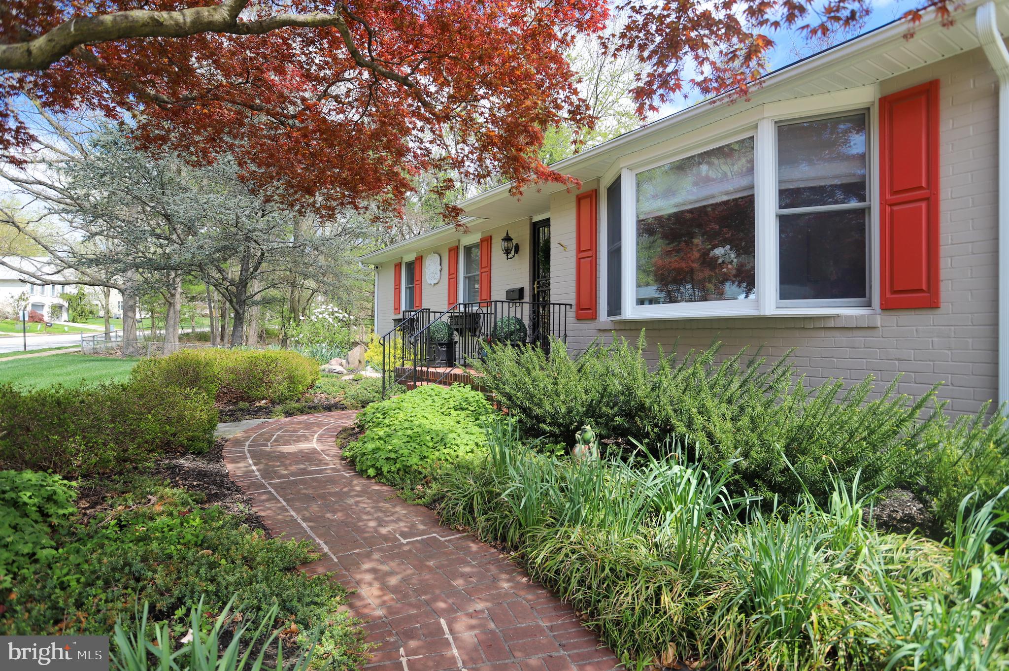 MEADOWLAND - Residential