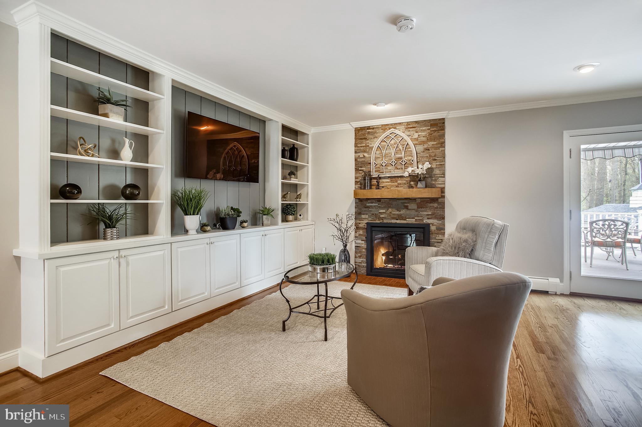 MEADOWLAND - Residential