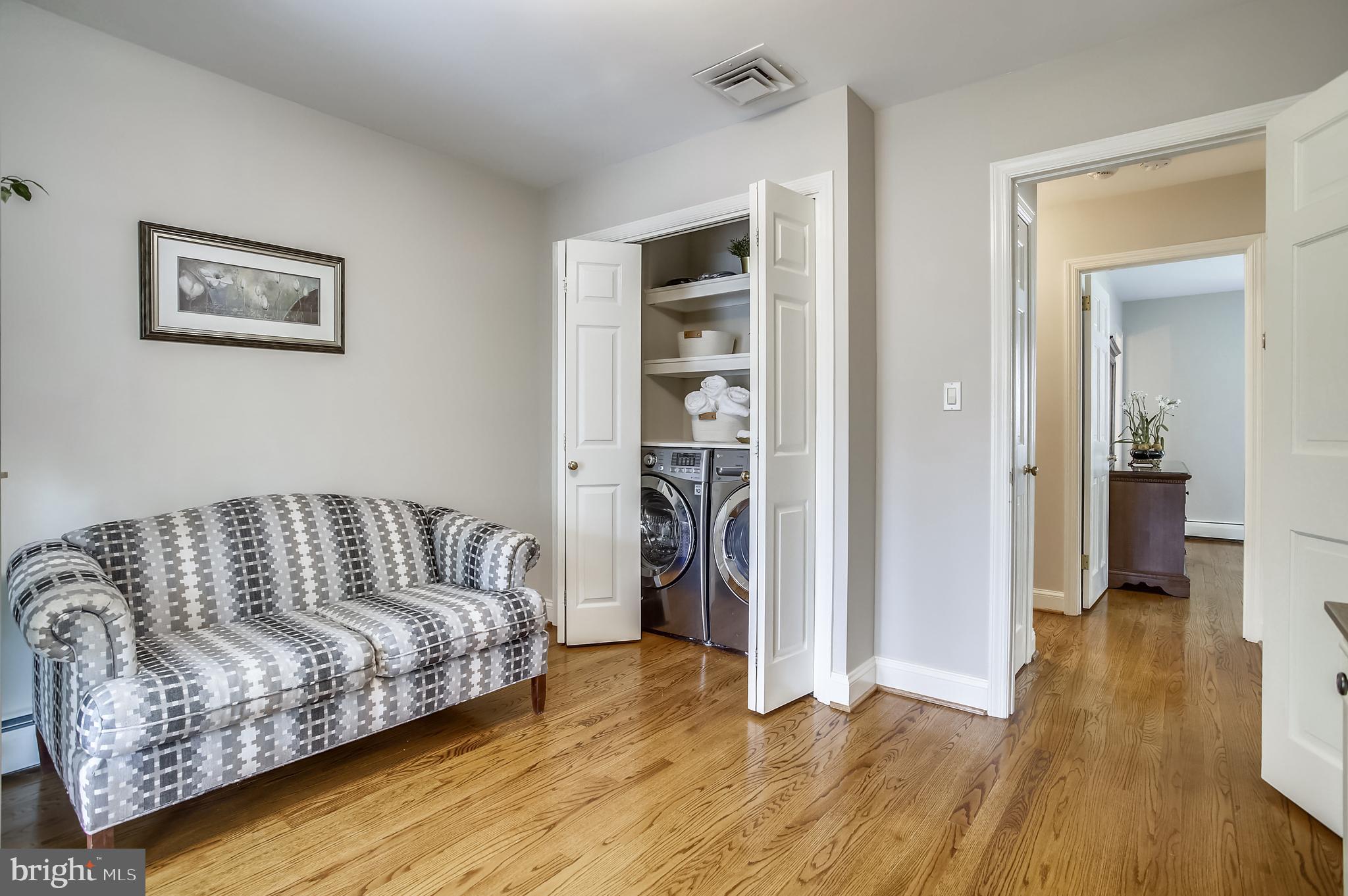 MEADOWLAND - Residential