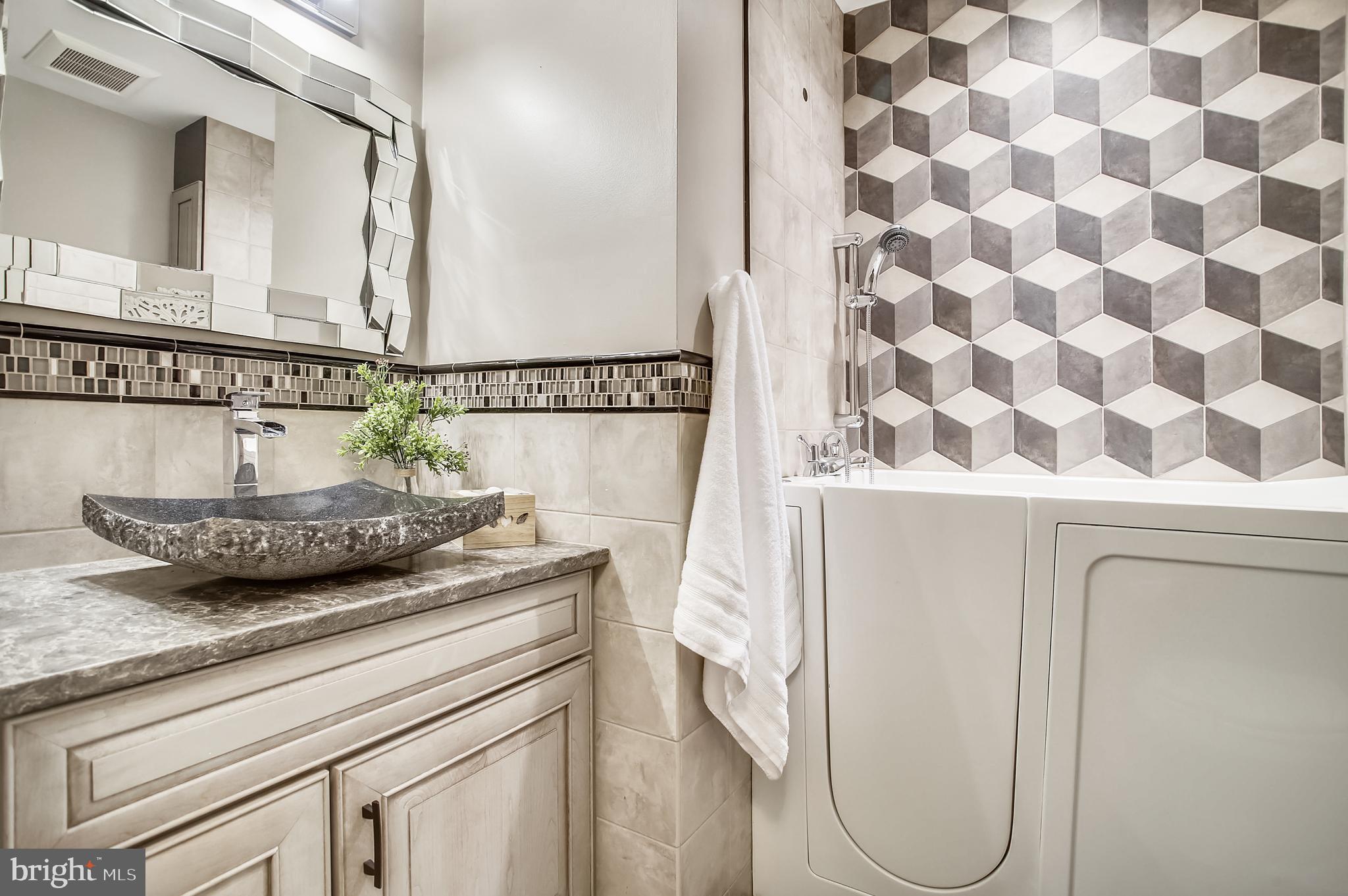 MEADOWLAND - Residential