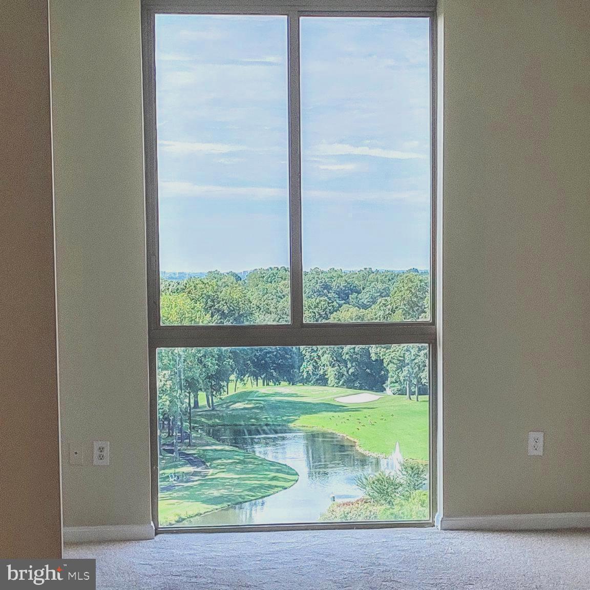 LEISURE WORLD - Residential