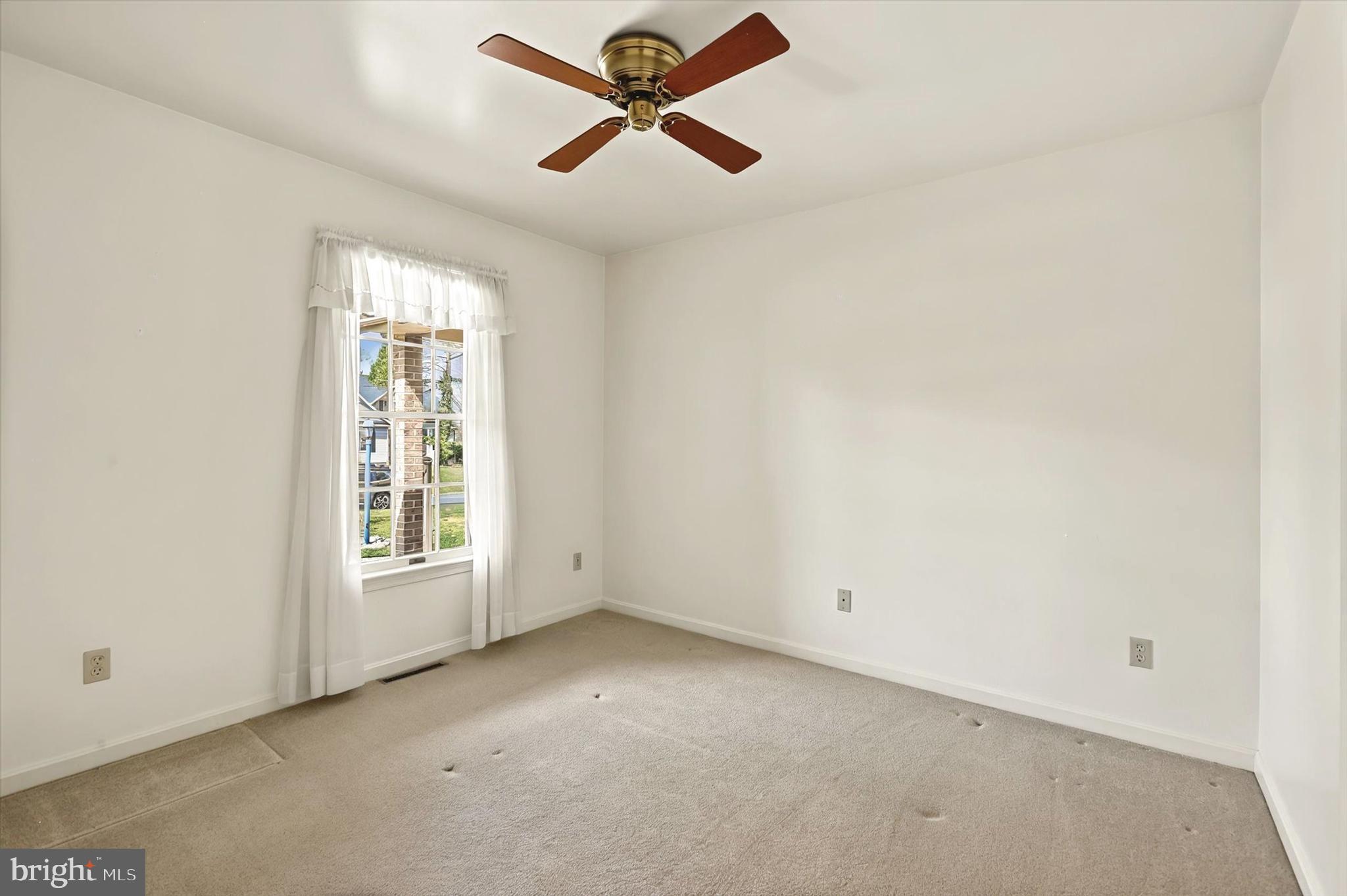 PENN NATIONAL GOLF COURSE COMMUNITY - Residential